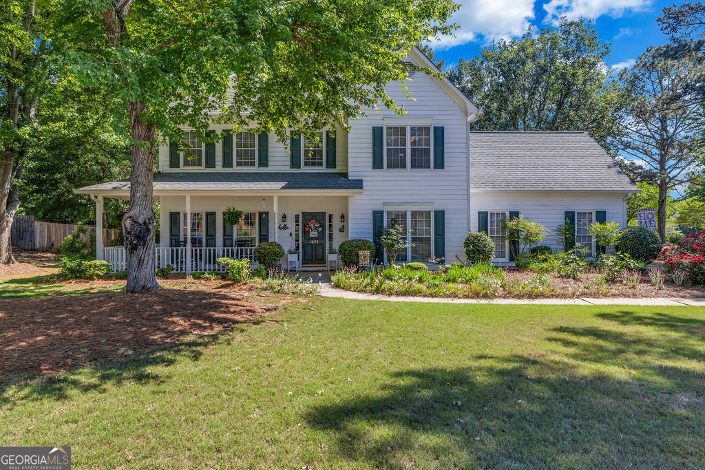 1633 Brentwood Crossing SE Property Photo 1