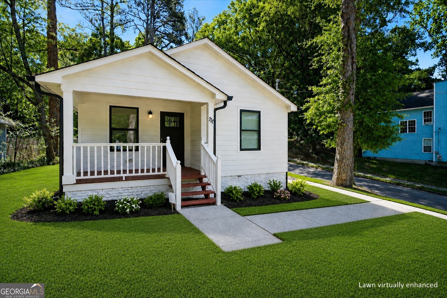 131 Holly Road NW Property Photo 1