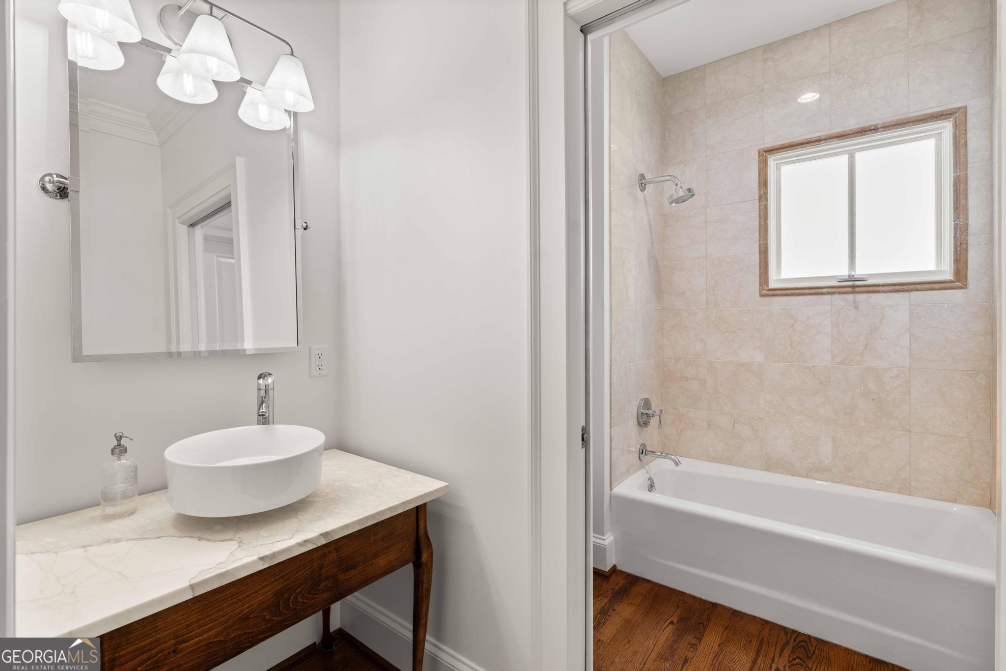 1131 Rosedale Drive Ne Property Photo 10