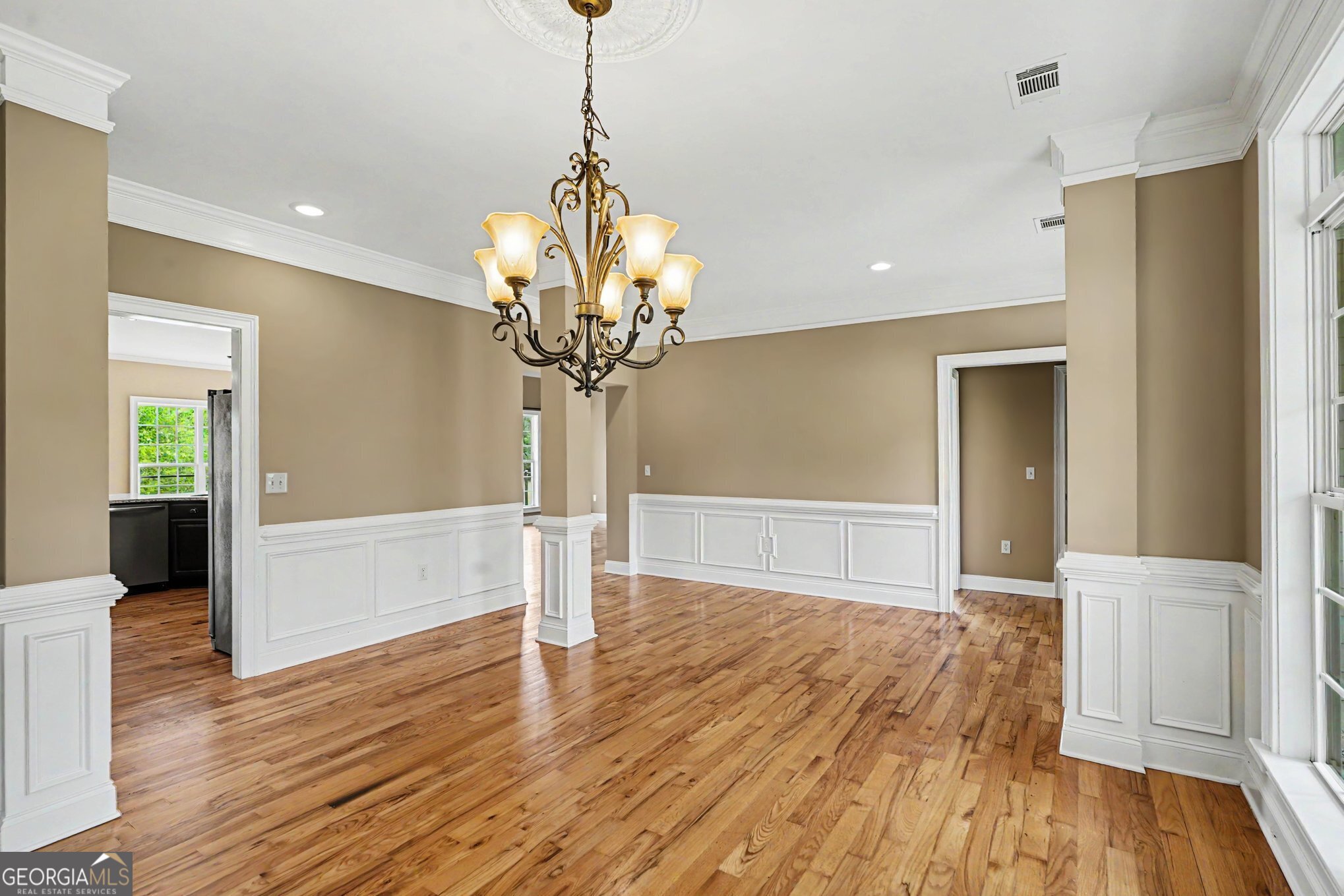1838 Highway 362 Property Photo 6