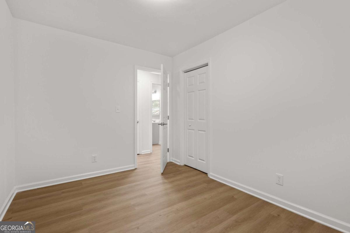 1673 Flintwood Drive Se Property Photo 17