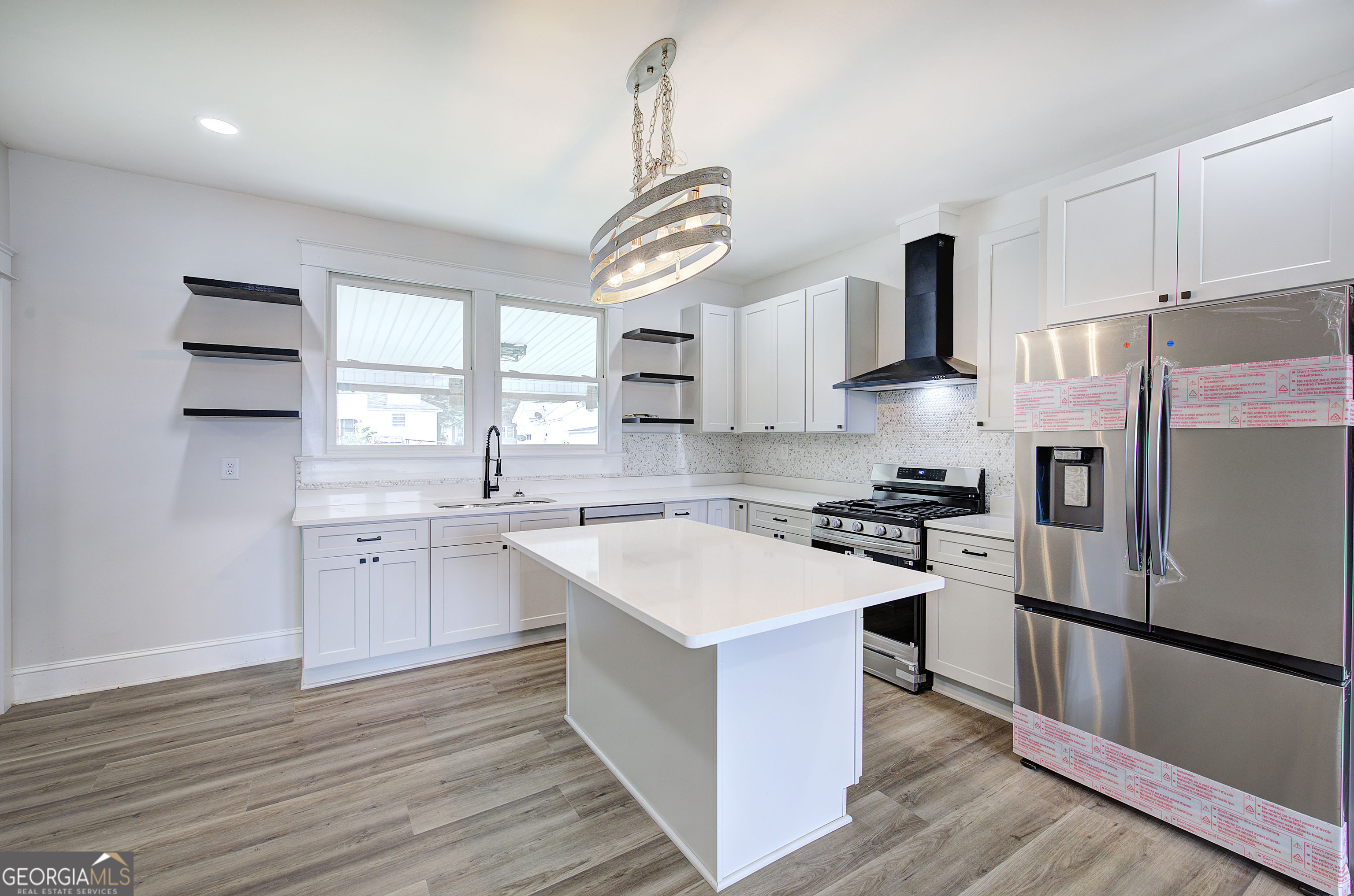 565 Lane Street Property Photo 16