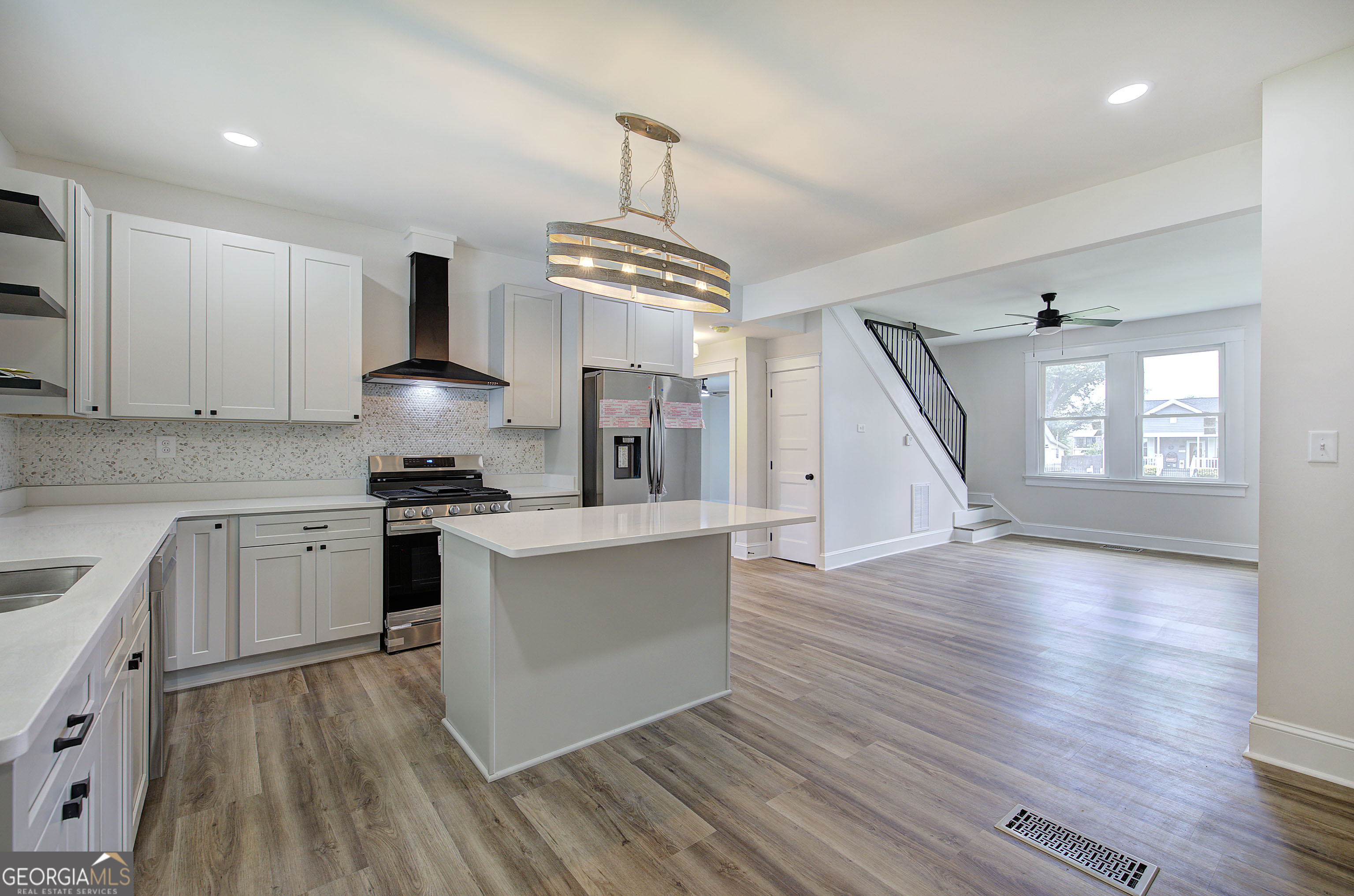 565 Lane Street Property Photo 19