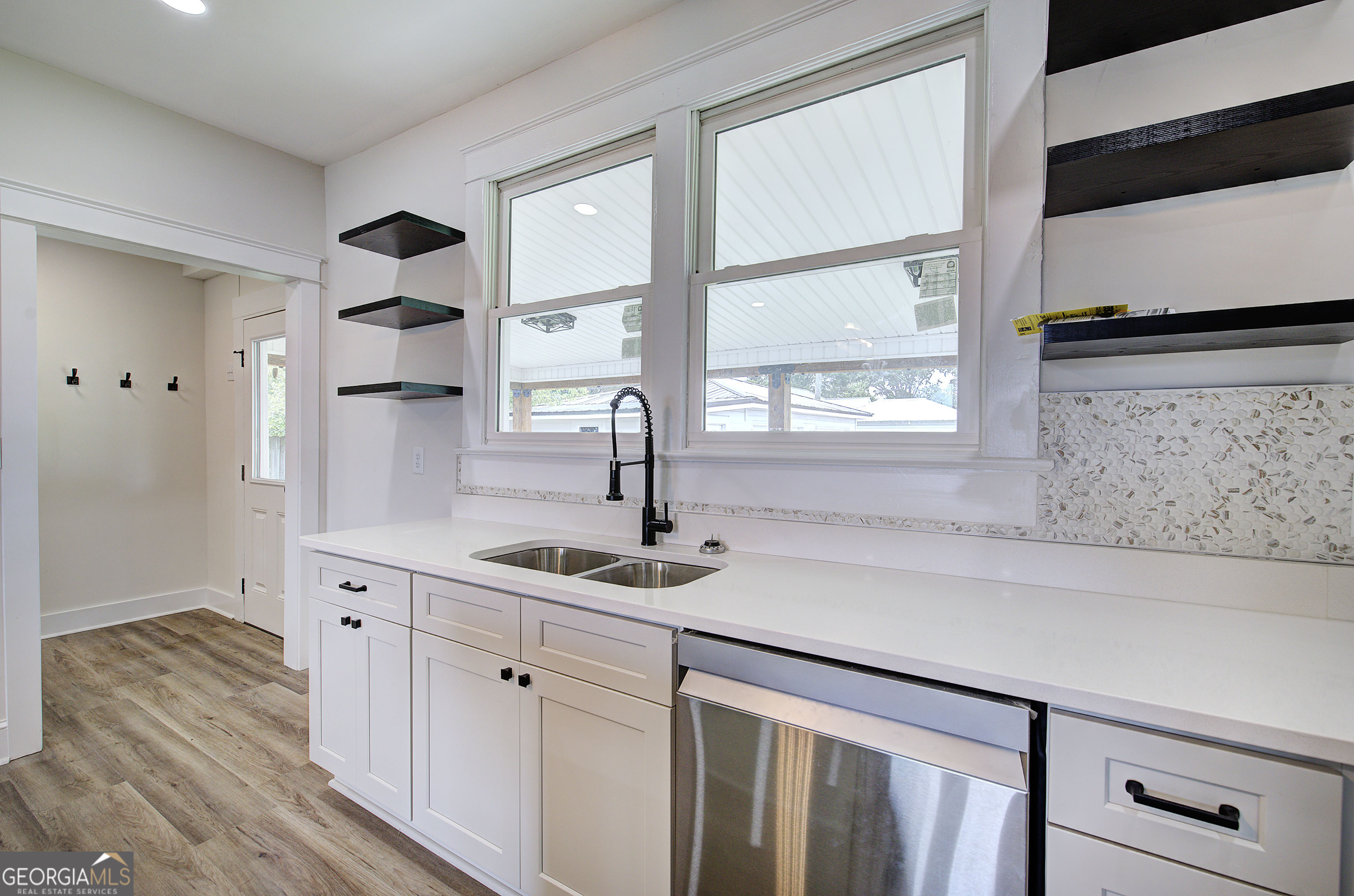 565 Lane Street Property Photo 21