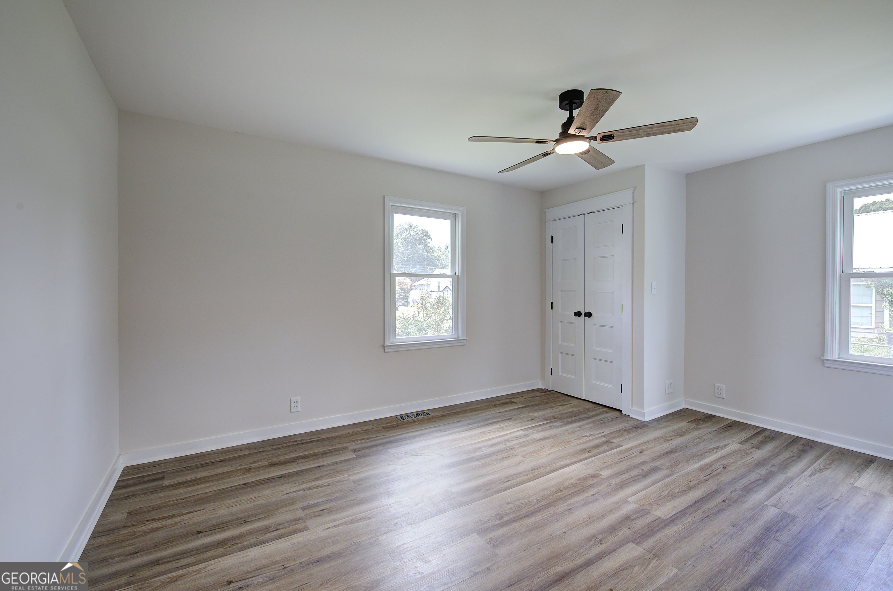 565 Lane Street Property Photo 35