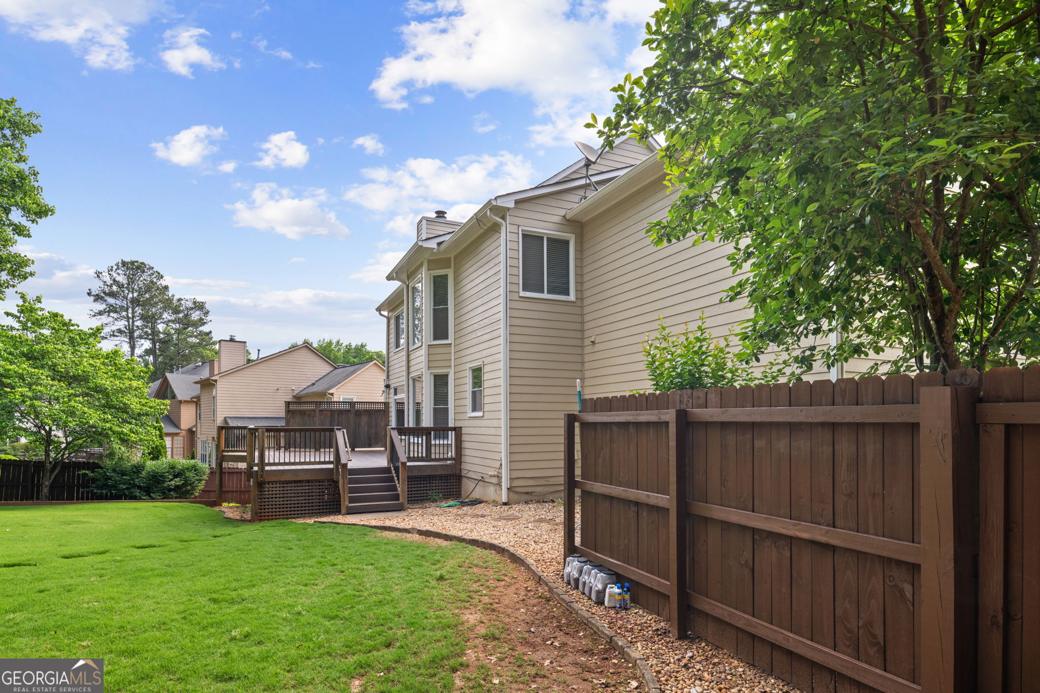 390 Woodbrook Way Property Photo 4