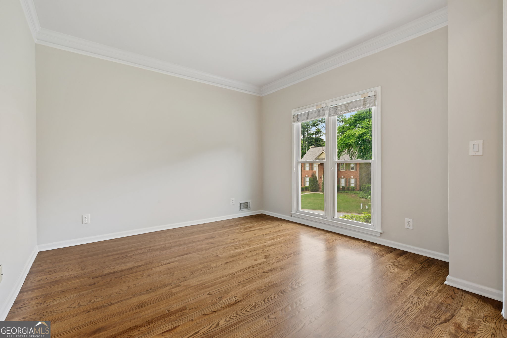 390 Woodbrook Way Property Photo 9