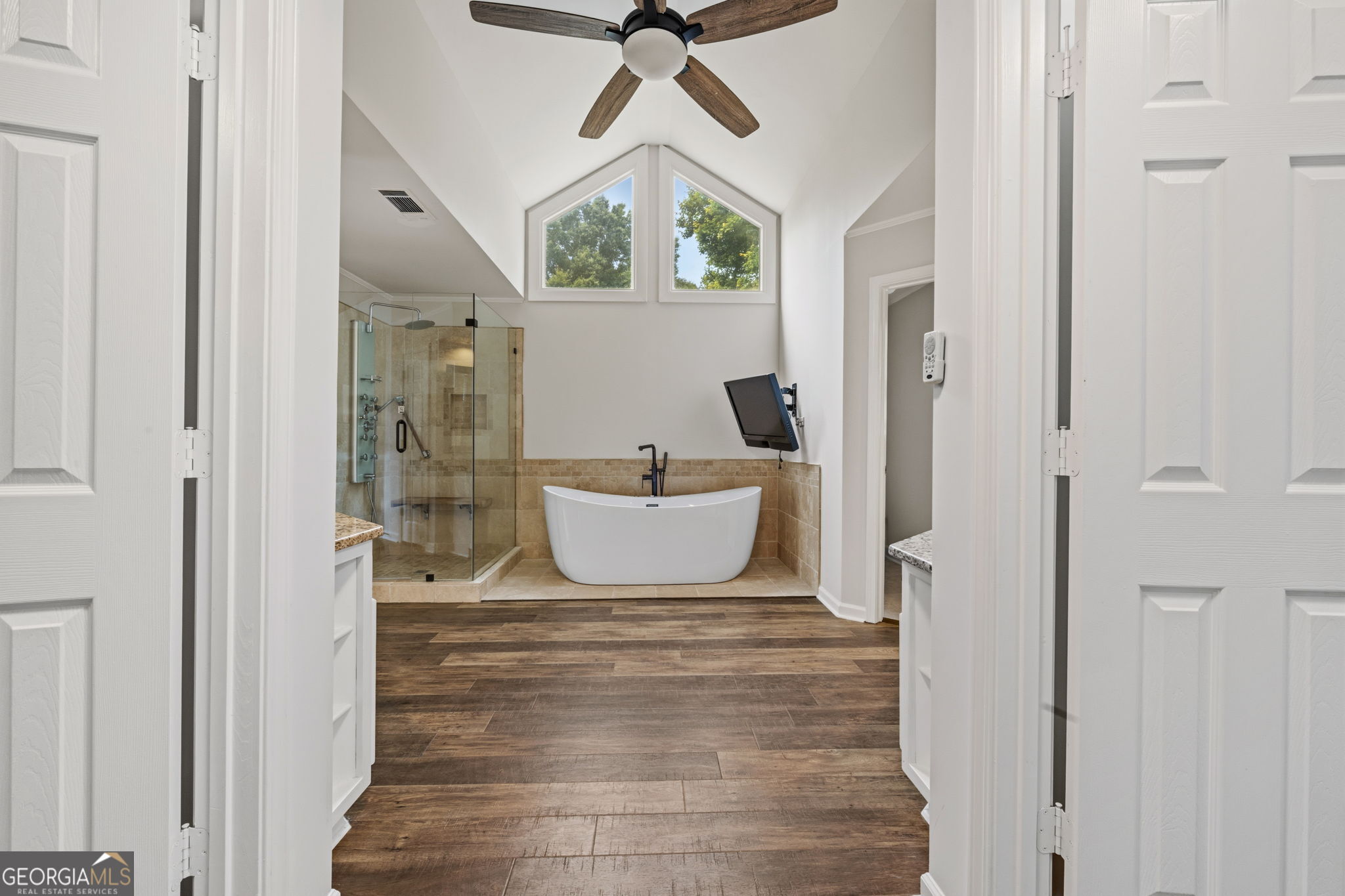 390 Woodbrook Way Property Photo 40