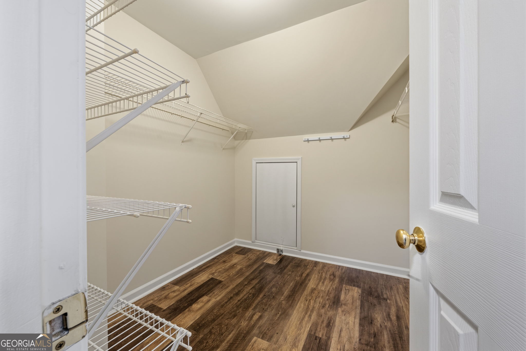 390 Woodbrook Way Property Photo 41