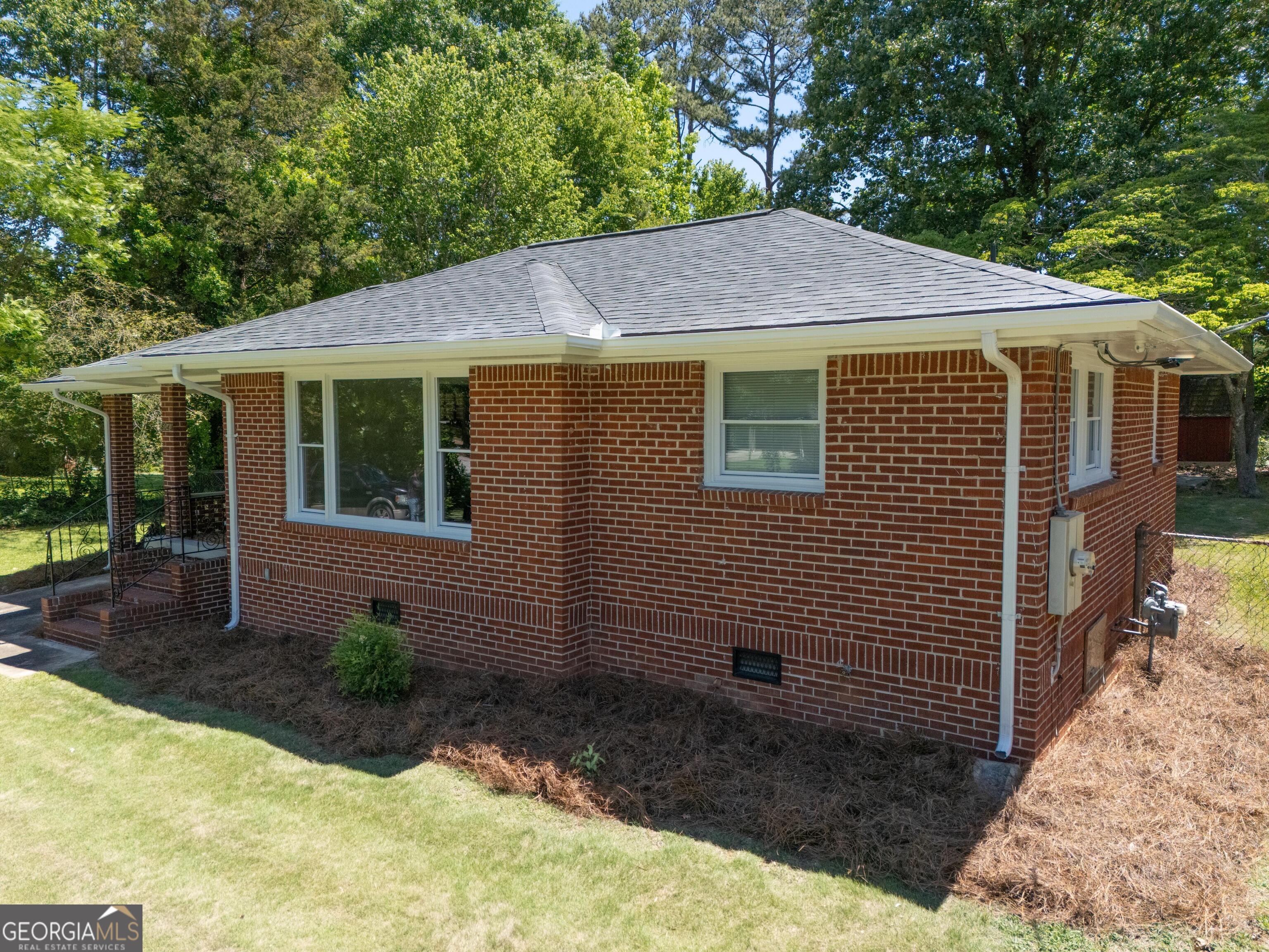 6043 Pisgah Road Sw Property Photo 3