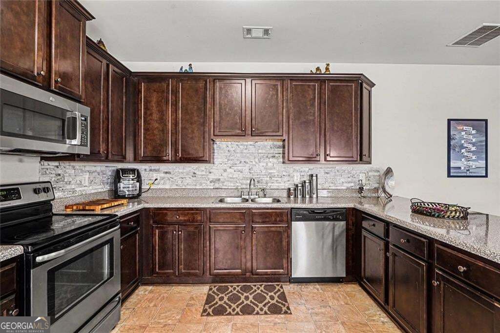108 Truman Court Property Photo 10