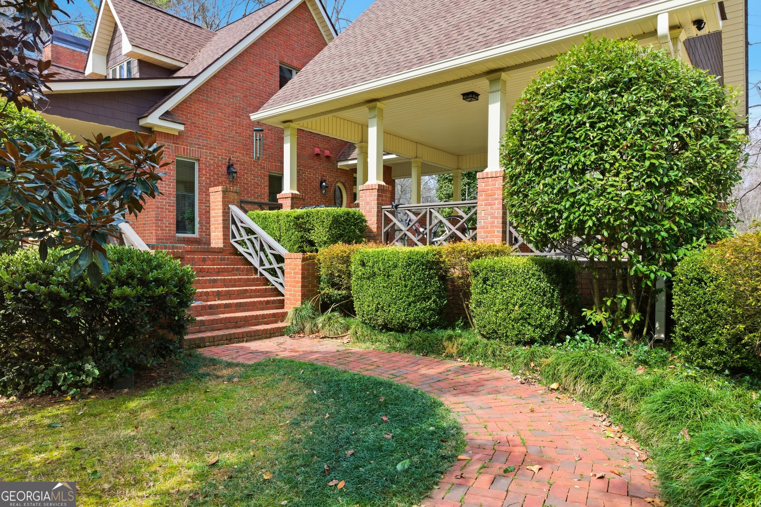 151 Ivy Street Property Photo 12