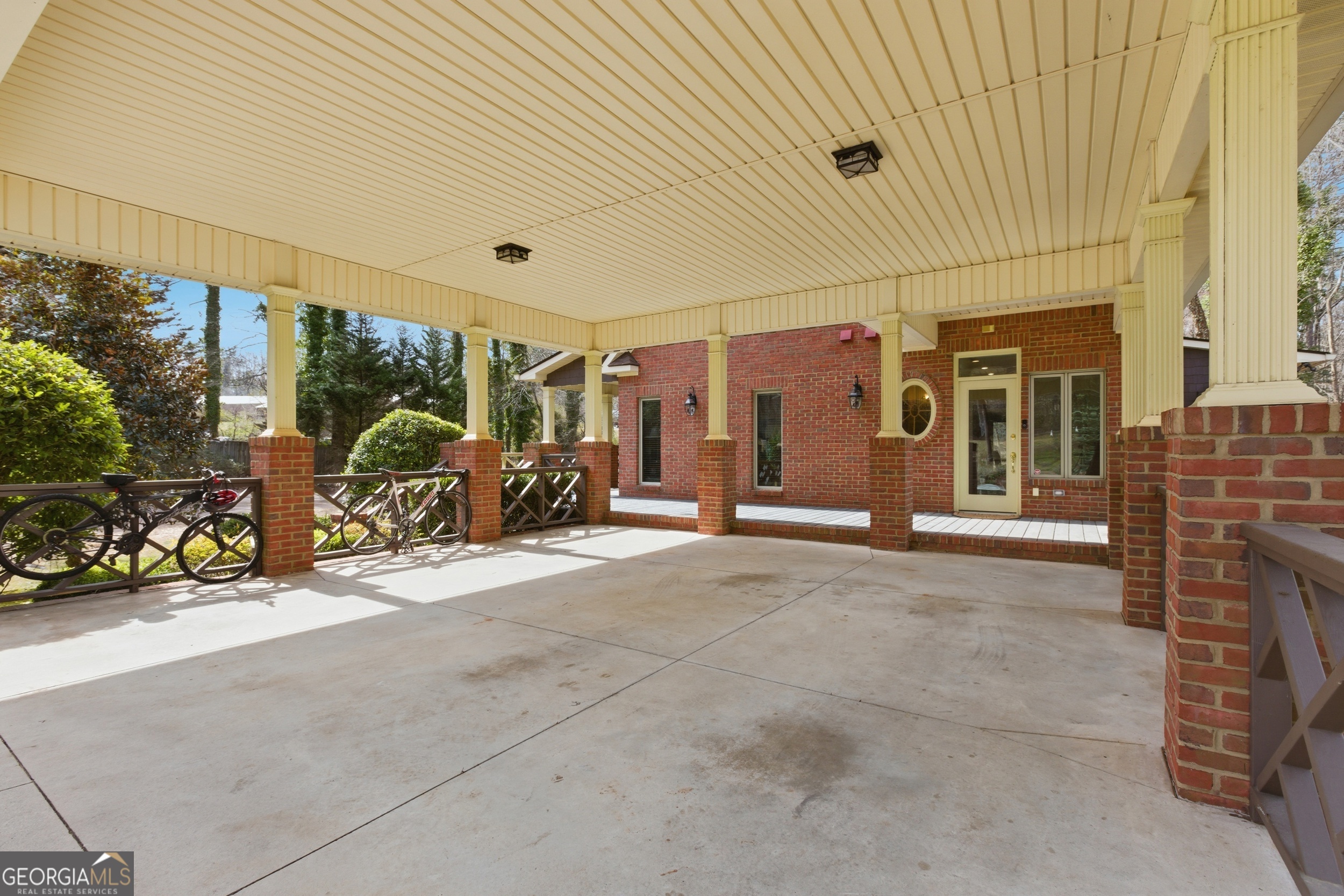 151 Ivy Street Property Photo 16