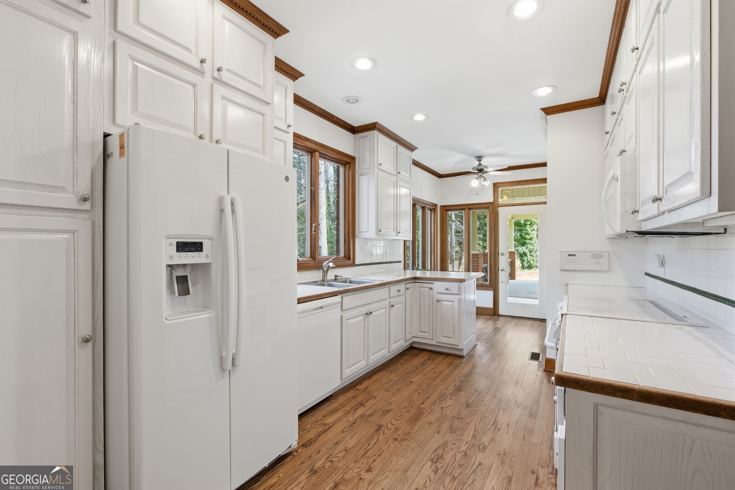 151 Ivy Street Property Photo 24