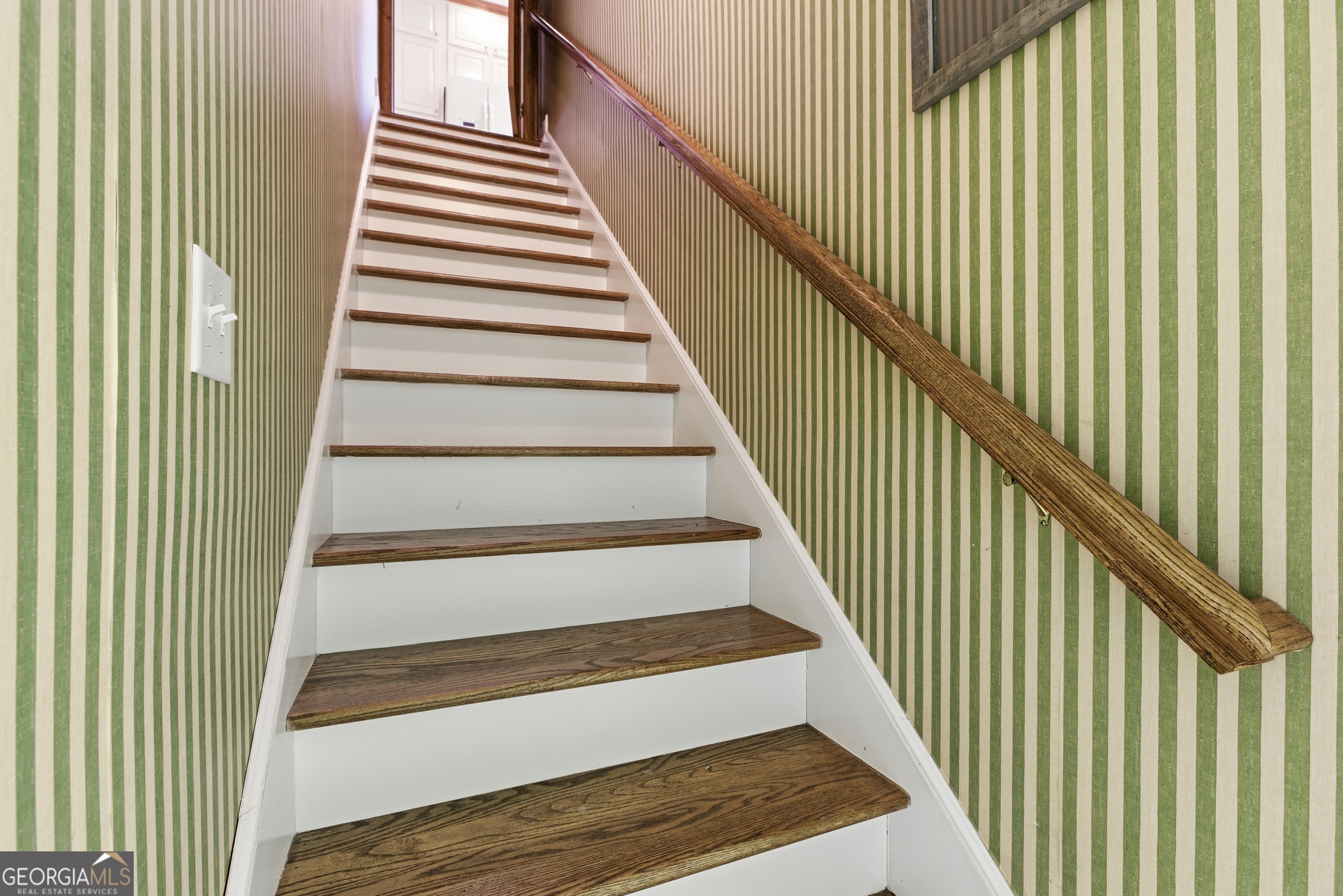 151 Ivy Street Property Photo 33