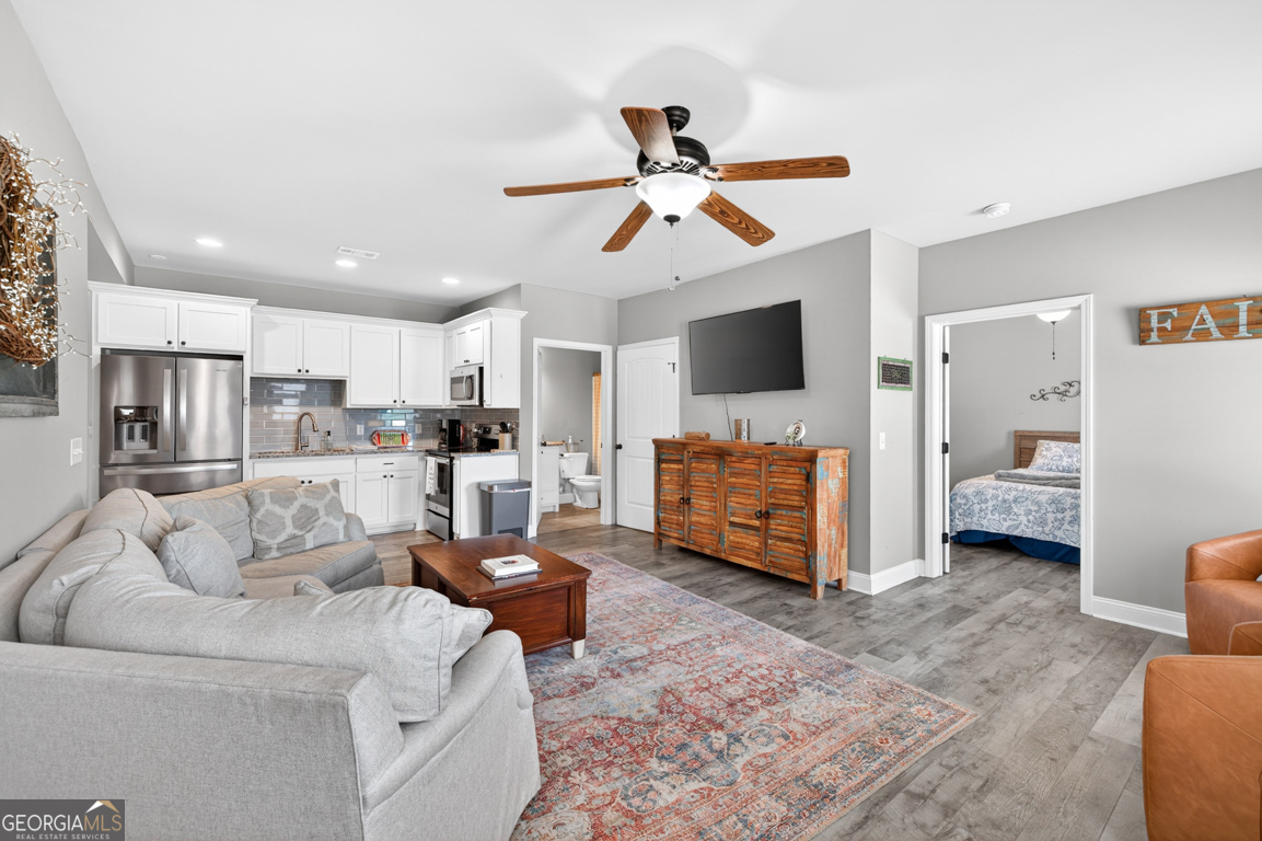 1171 Sterling Lake Drive Property Photo 44