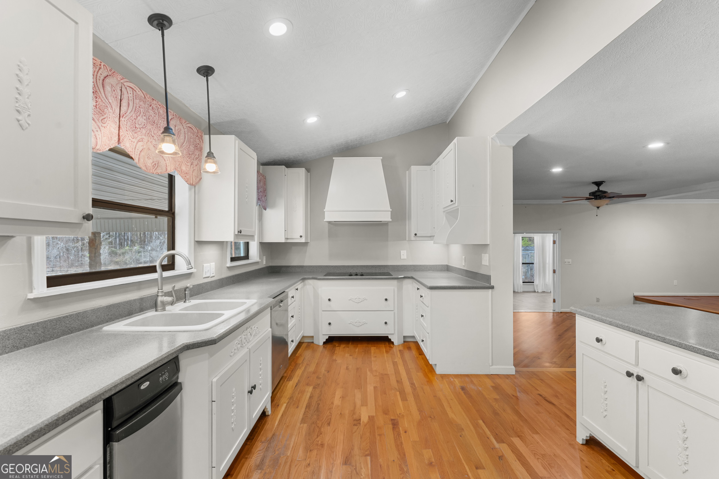 549 Kendricks Road Property Photo 32