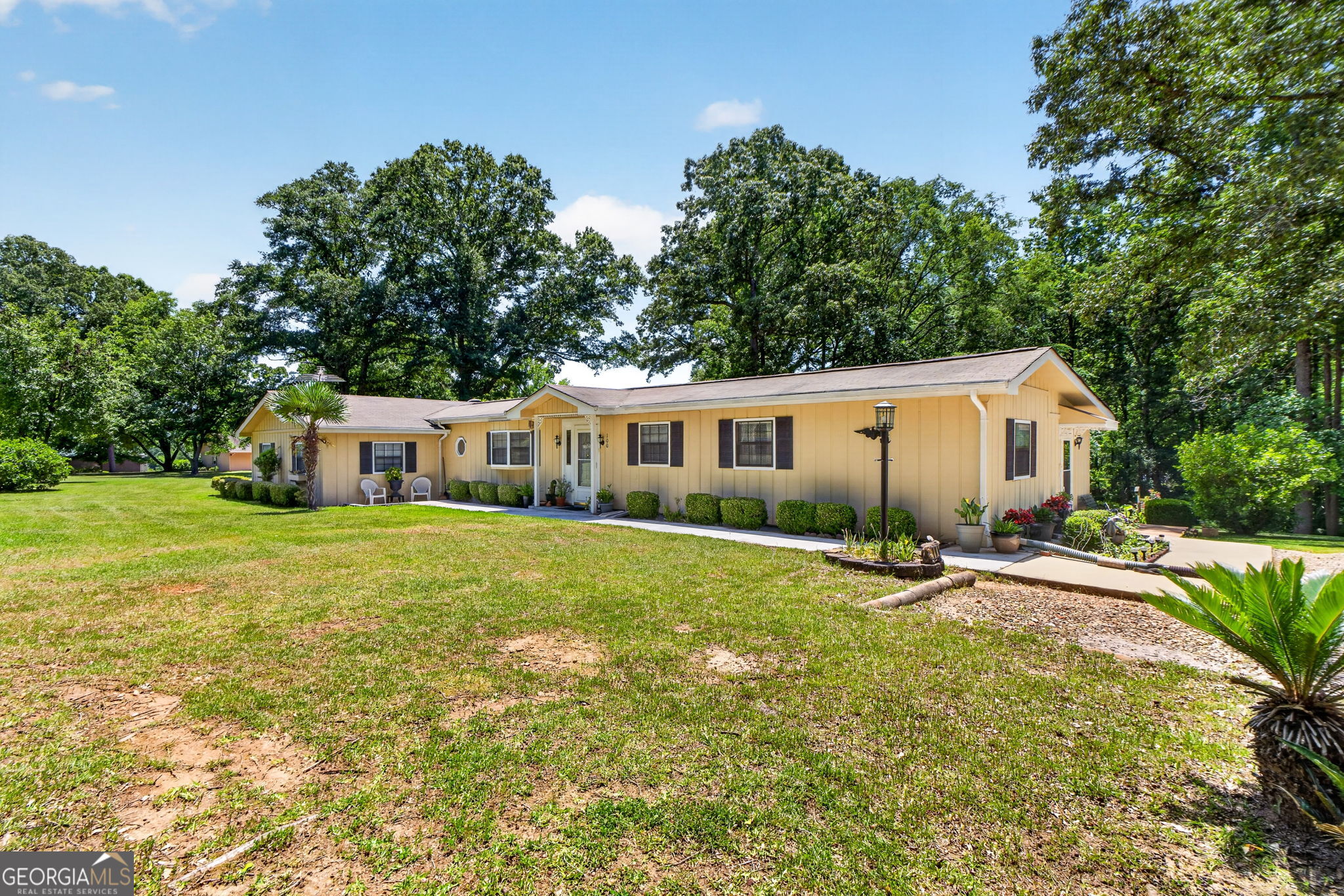 100 Bass Circle Property Photo 5