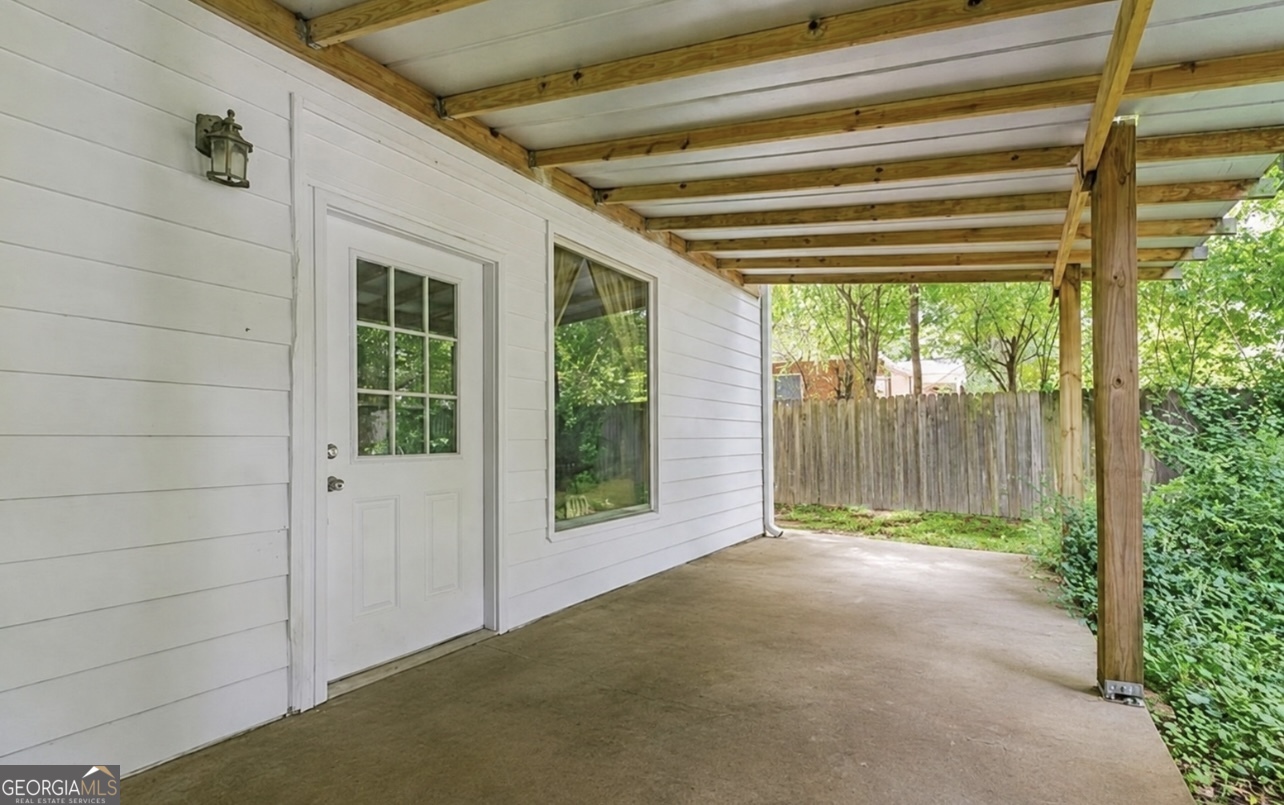 4916 Lavista Road Property Photo 4