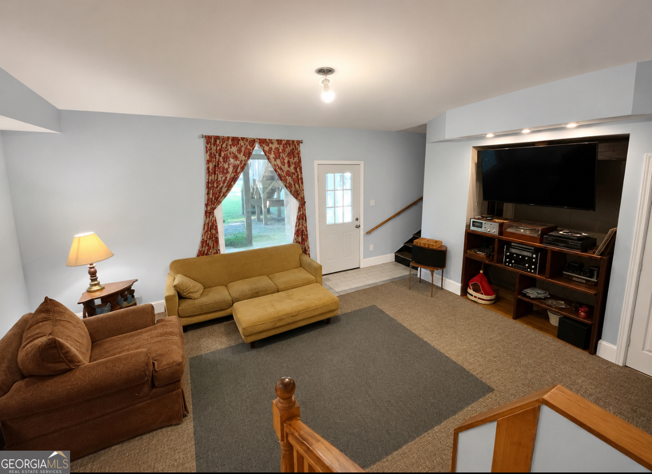 4916 Lavista Road Property Photo 10