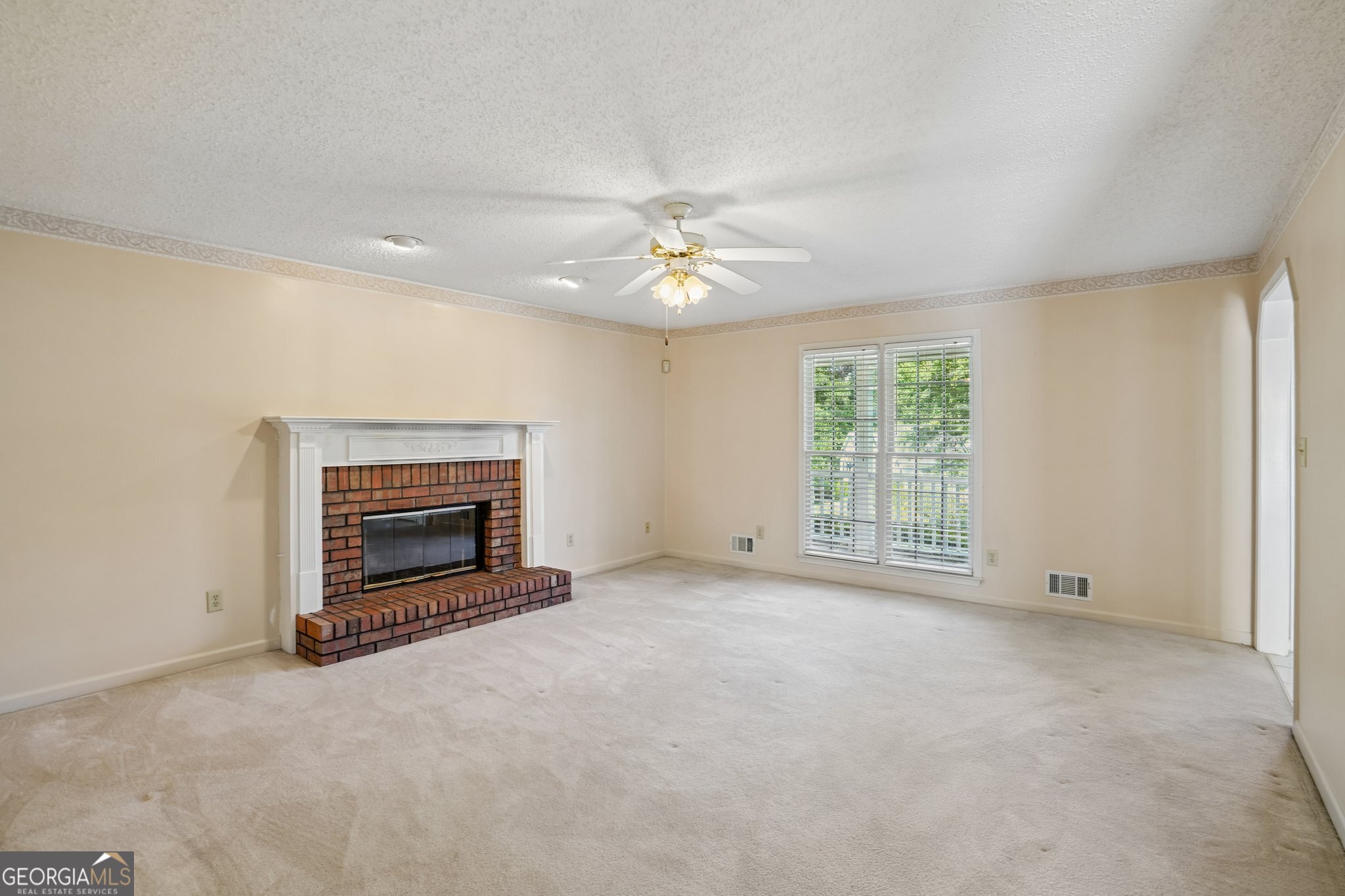 243 Abbington Way Property Photo 7