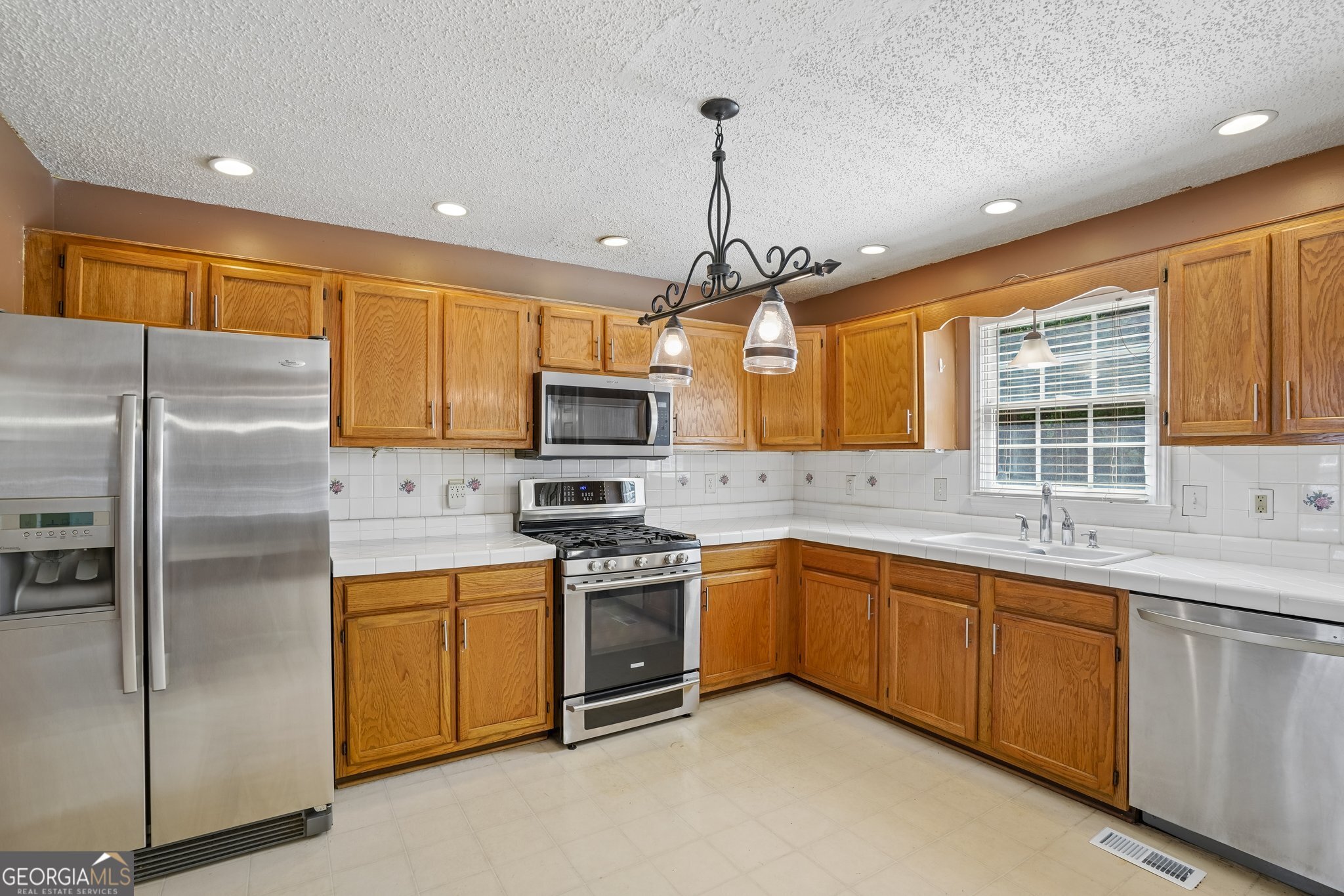 243 Abbington Way Property Photo 10