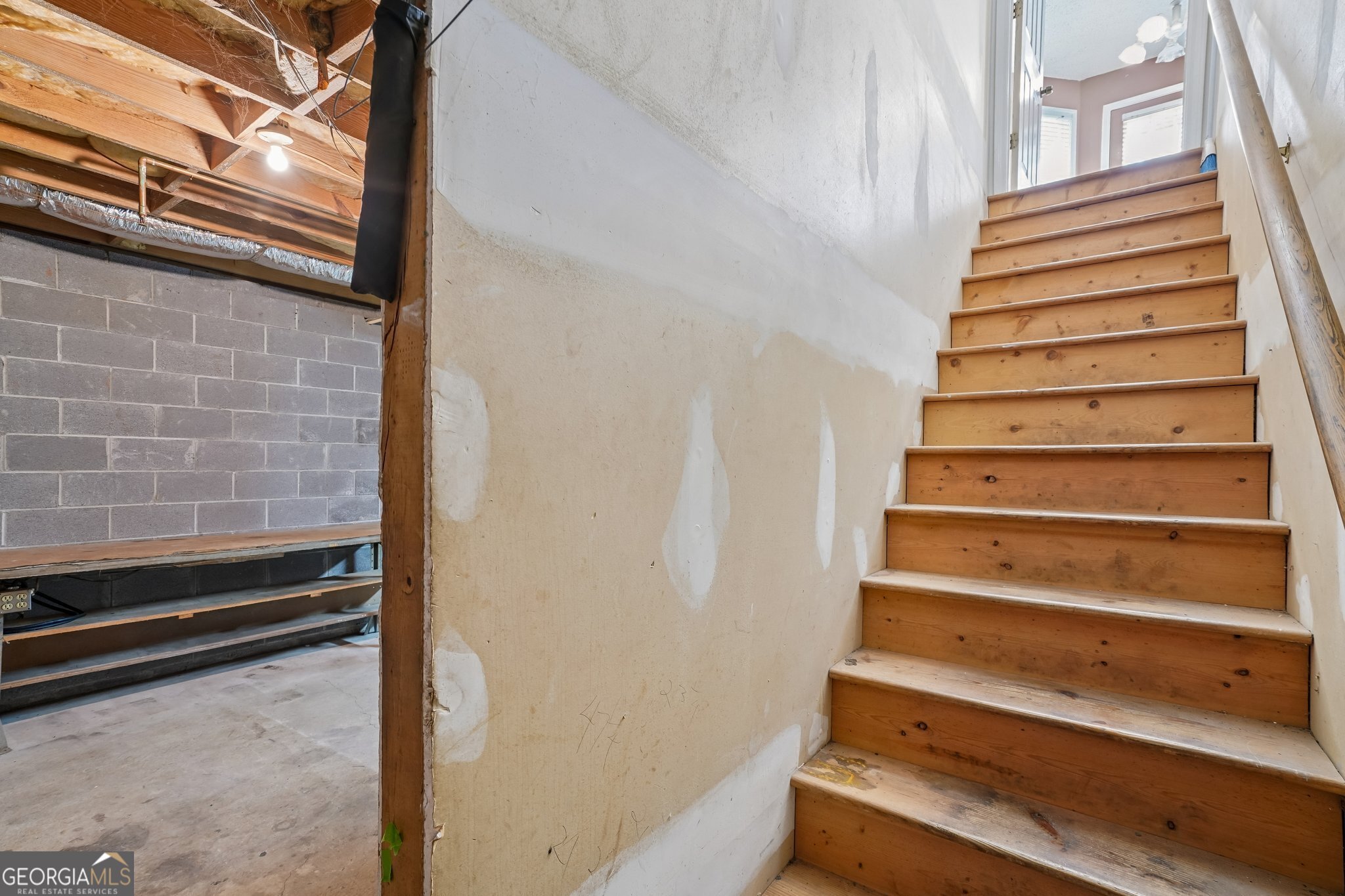 243 Abbington Way Property Photo 26