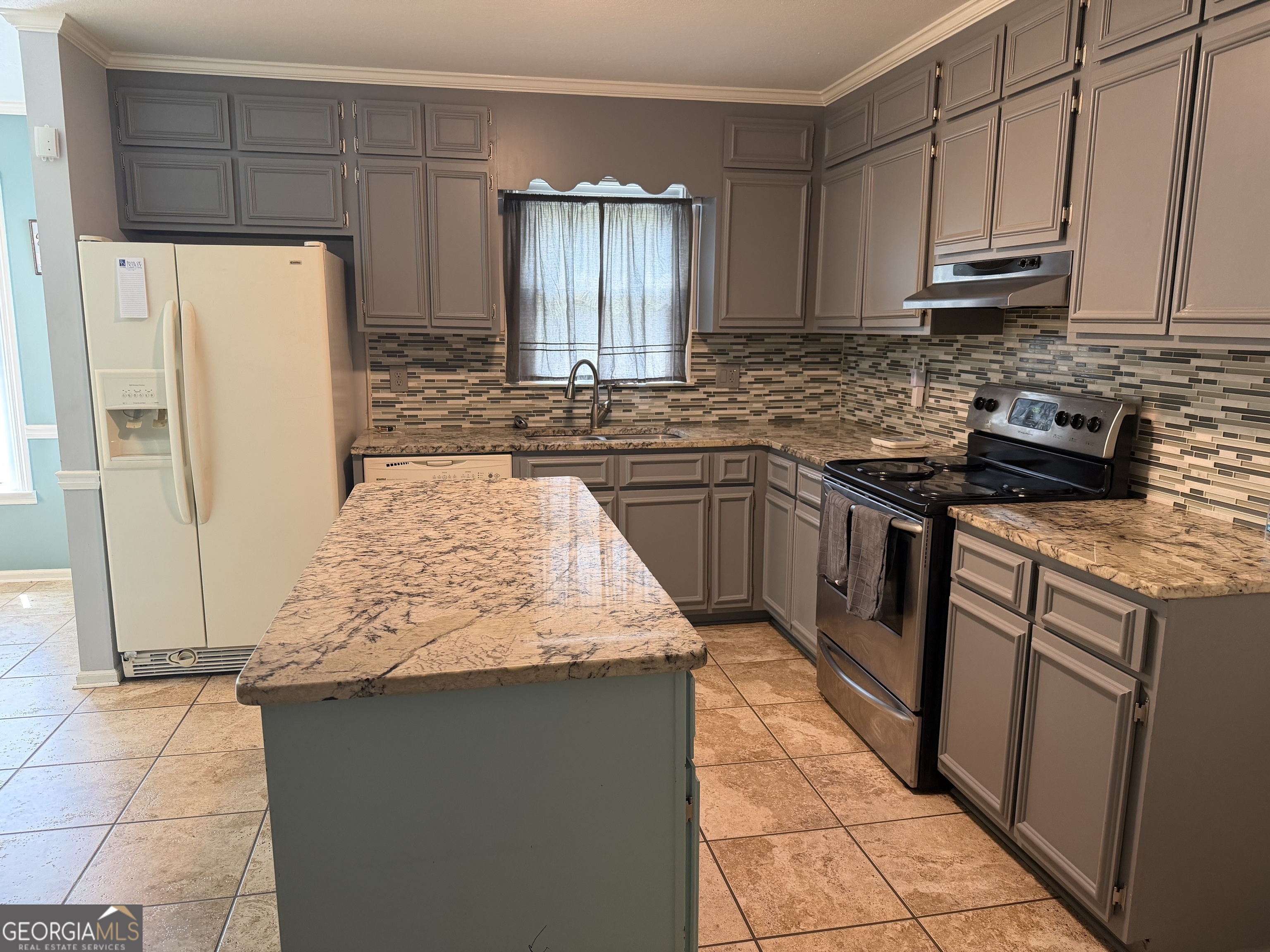 602 Holly Drive Property Photo 10