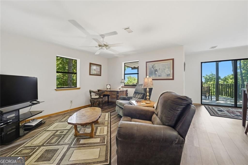 251 Panorama Point Property Photo 46