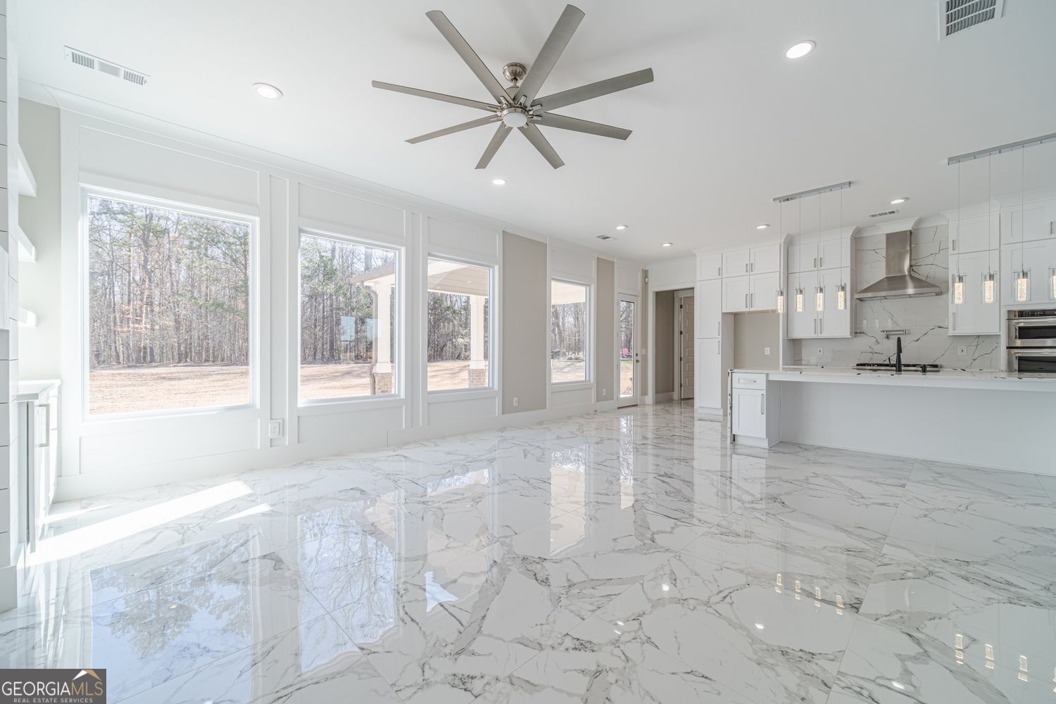 1785 Traditions Way Property Photo 8