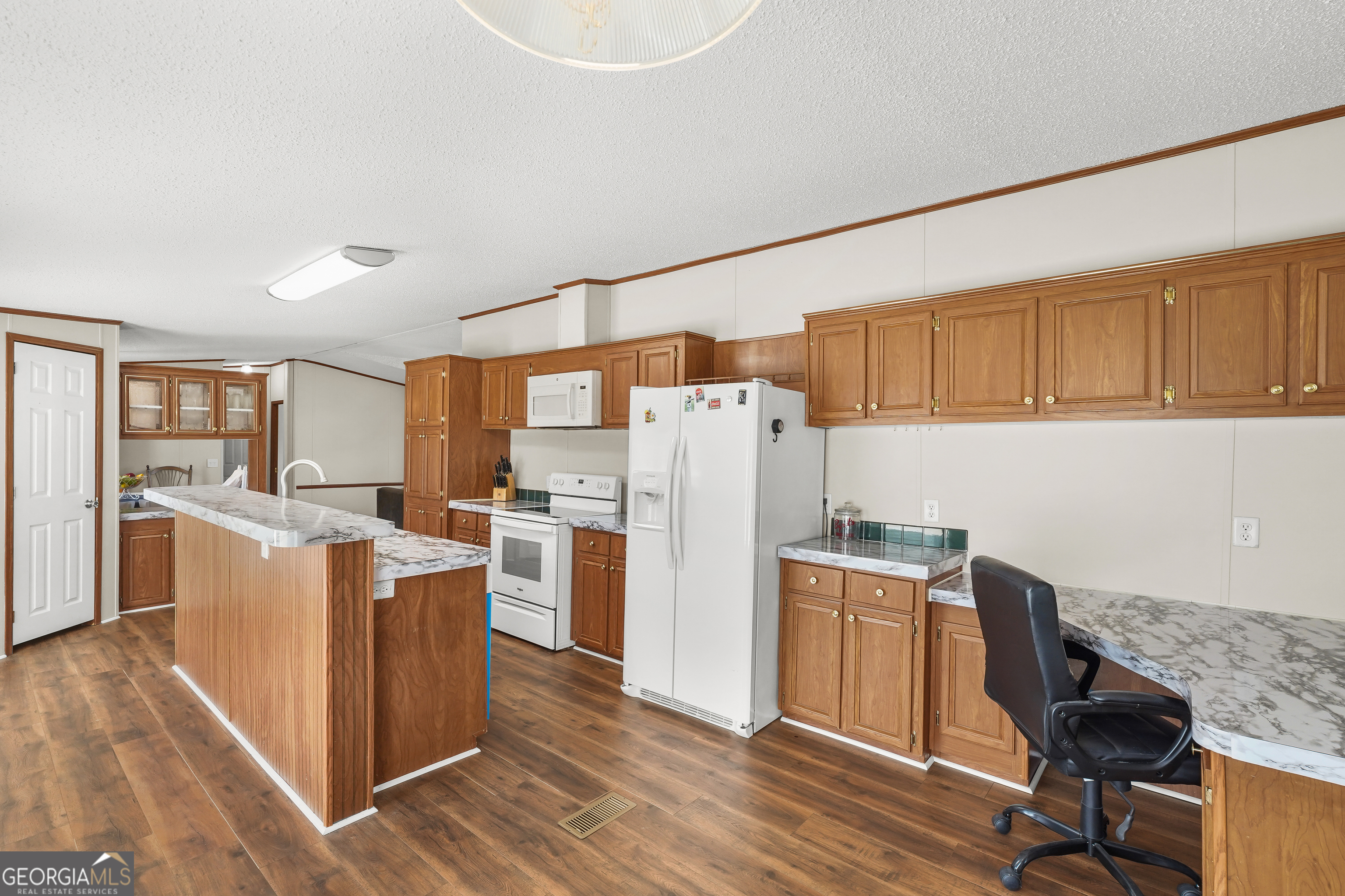 1298 Lee Road Property Photo 41