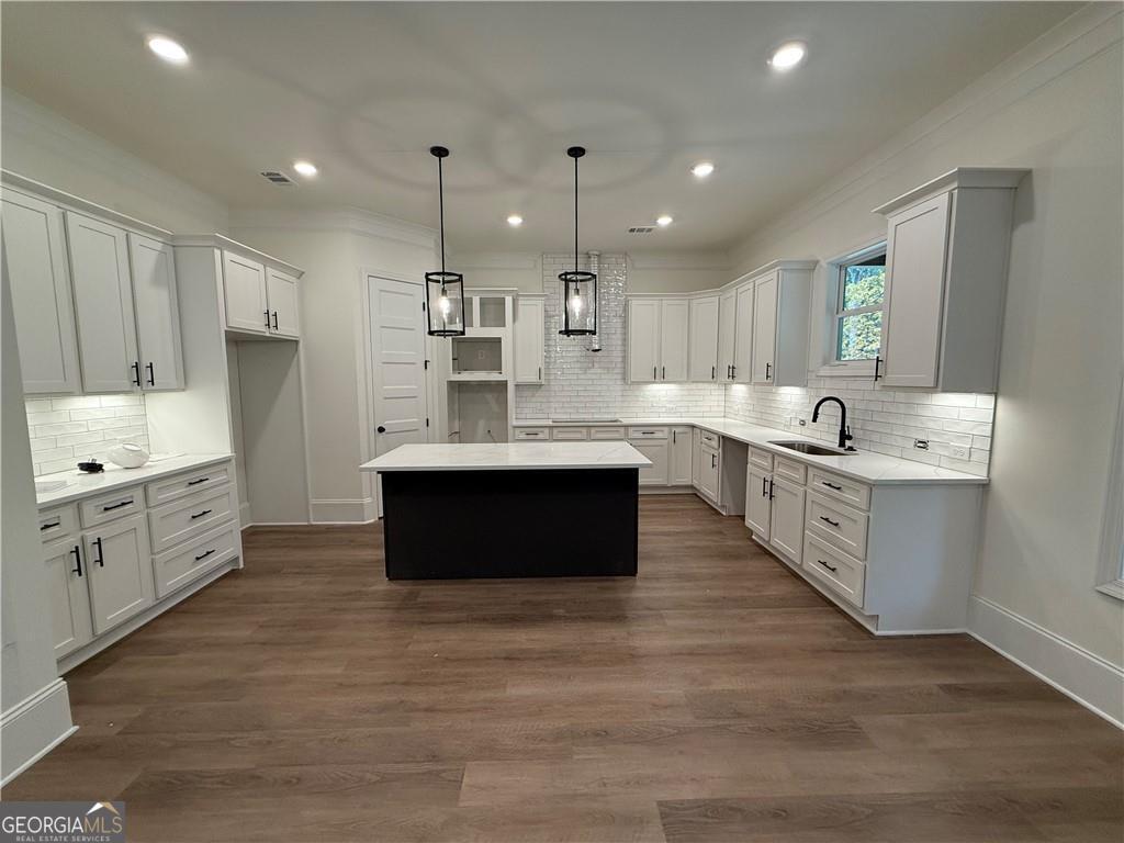 3229 Traditions Way Property Photo 8