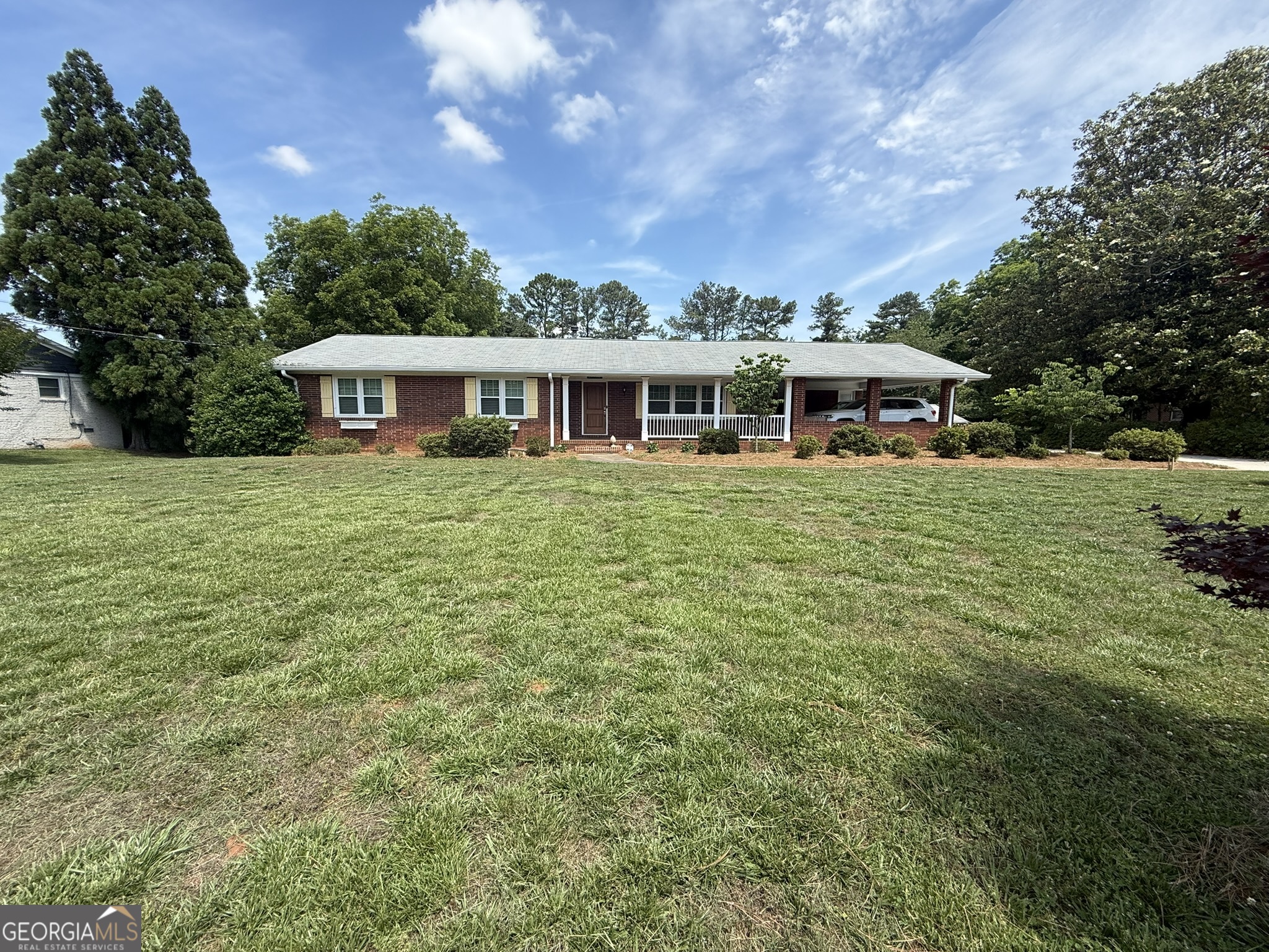 580 Hurt Road Sw Property Photo 1