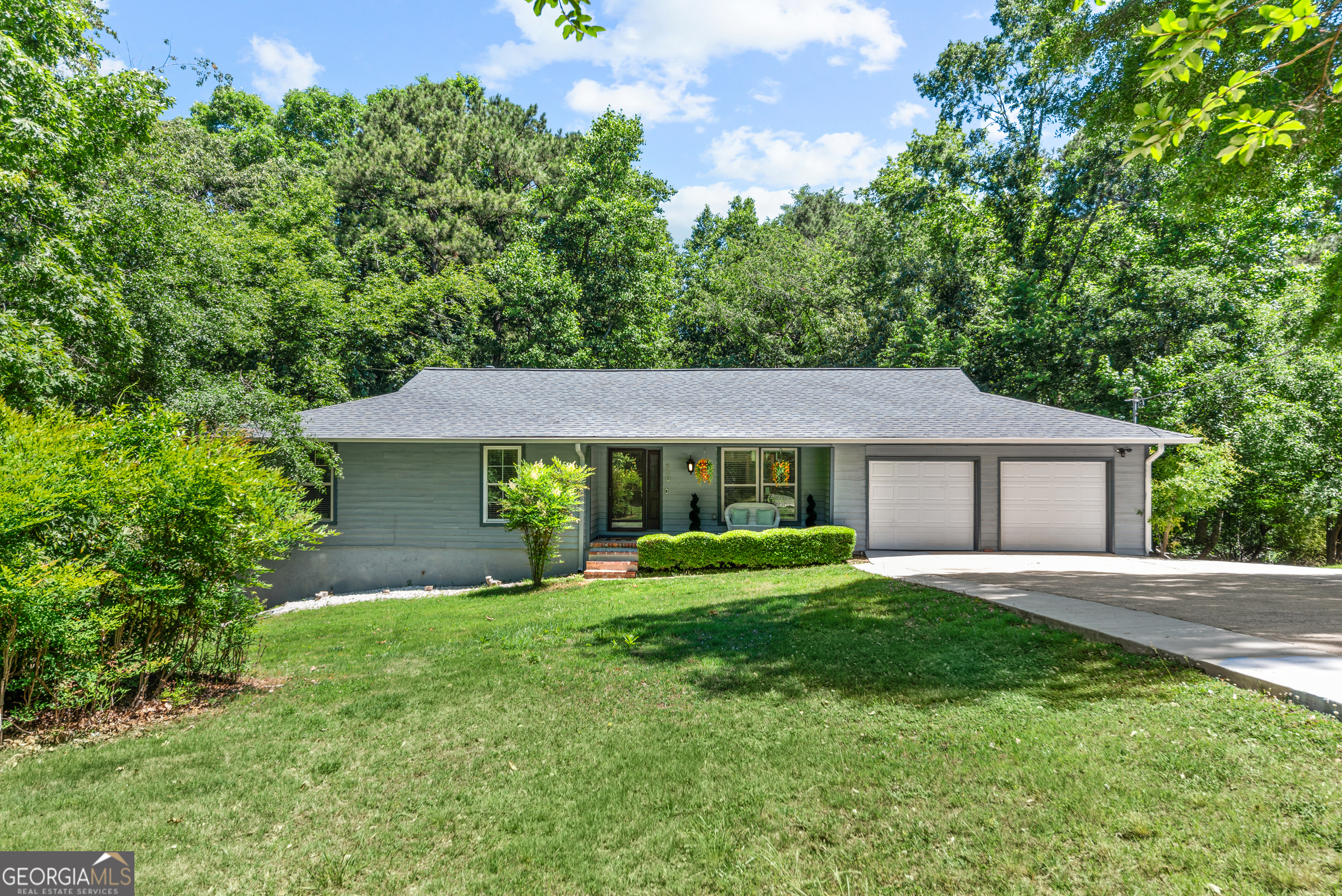 130 Saint Paul Drive Property Photo 1