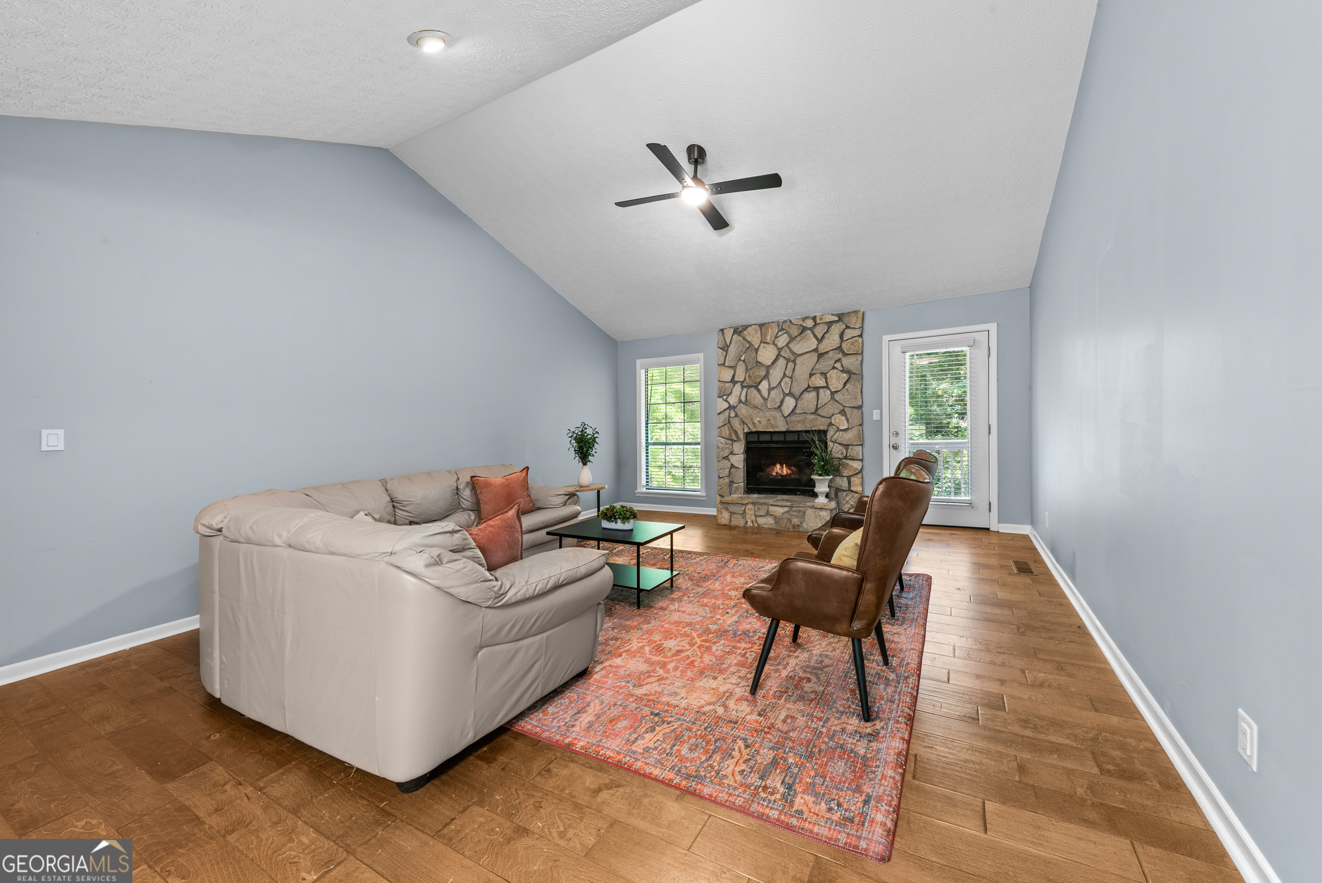 130 Saint Paul Drive Property Photo 4