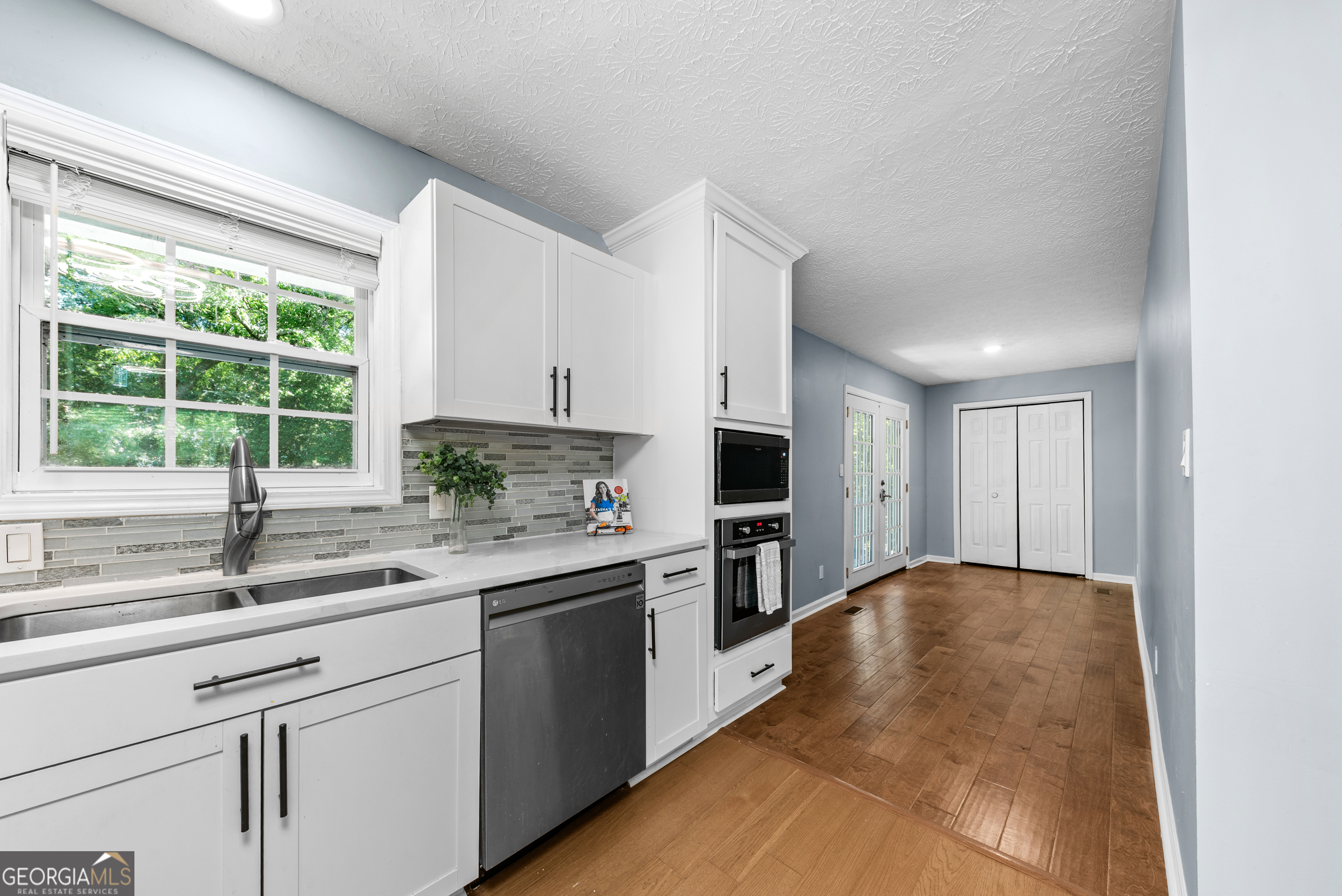 130 Saint Paul Drive Property Photo 39