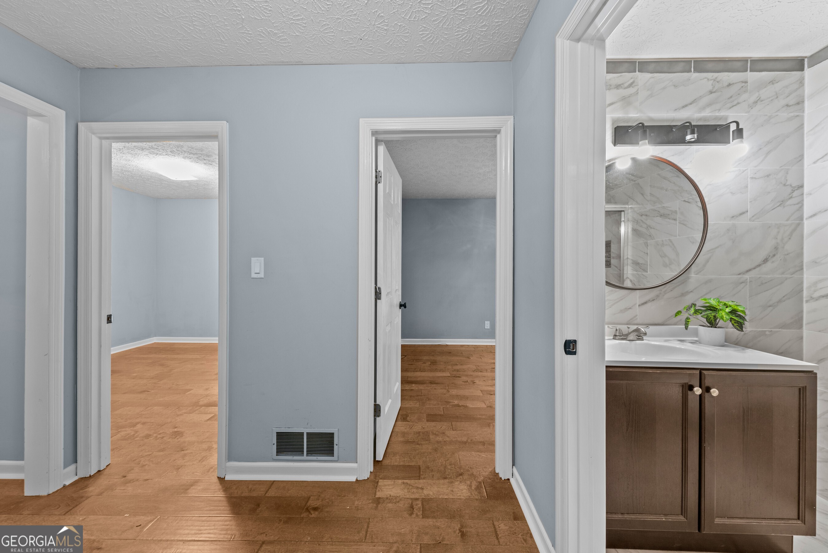 130 Saint Paul Drive Property Photo 44