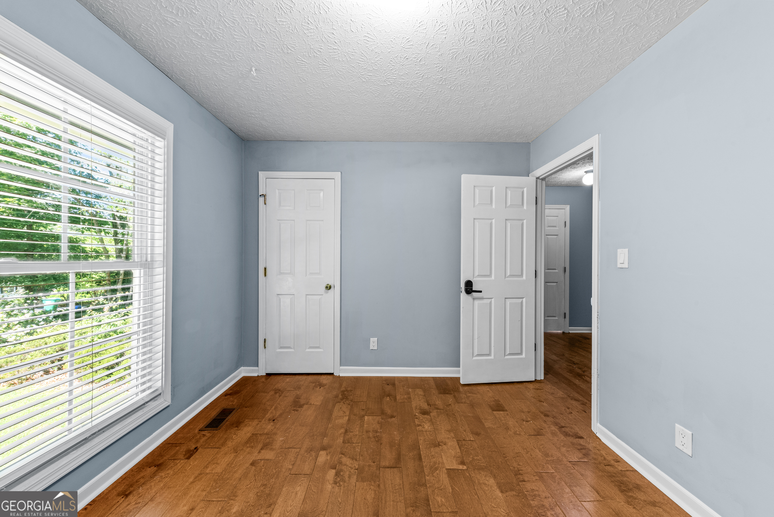 130 Saint Paul Drive Property Photo 45