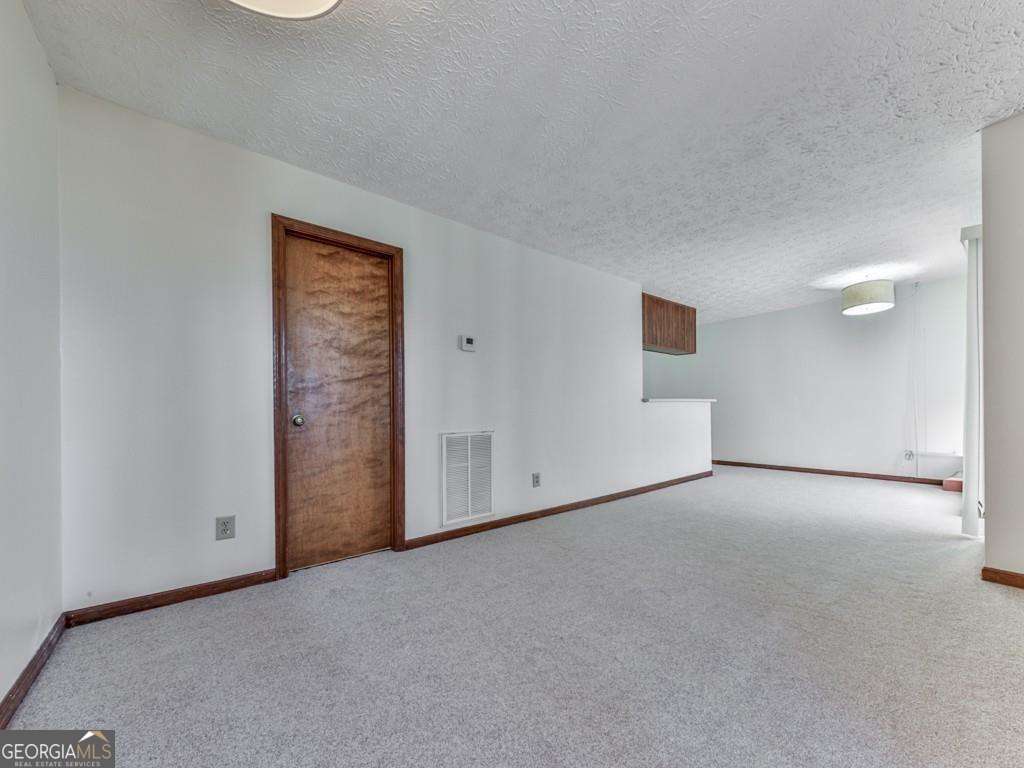 1101 Fairway Oaks Road Property Photo 18