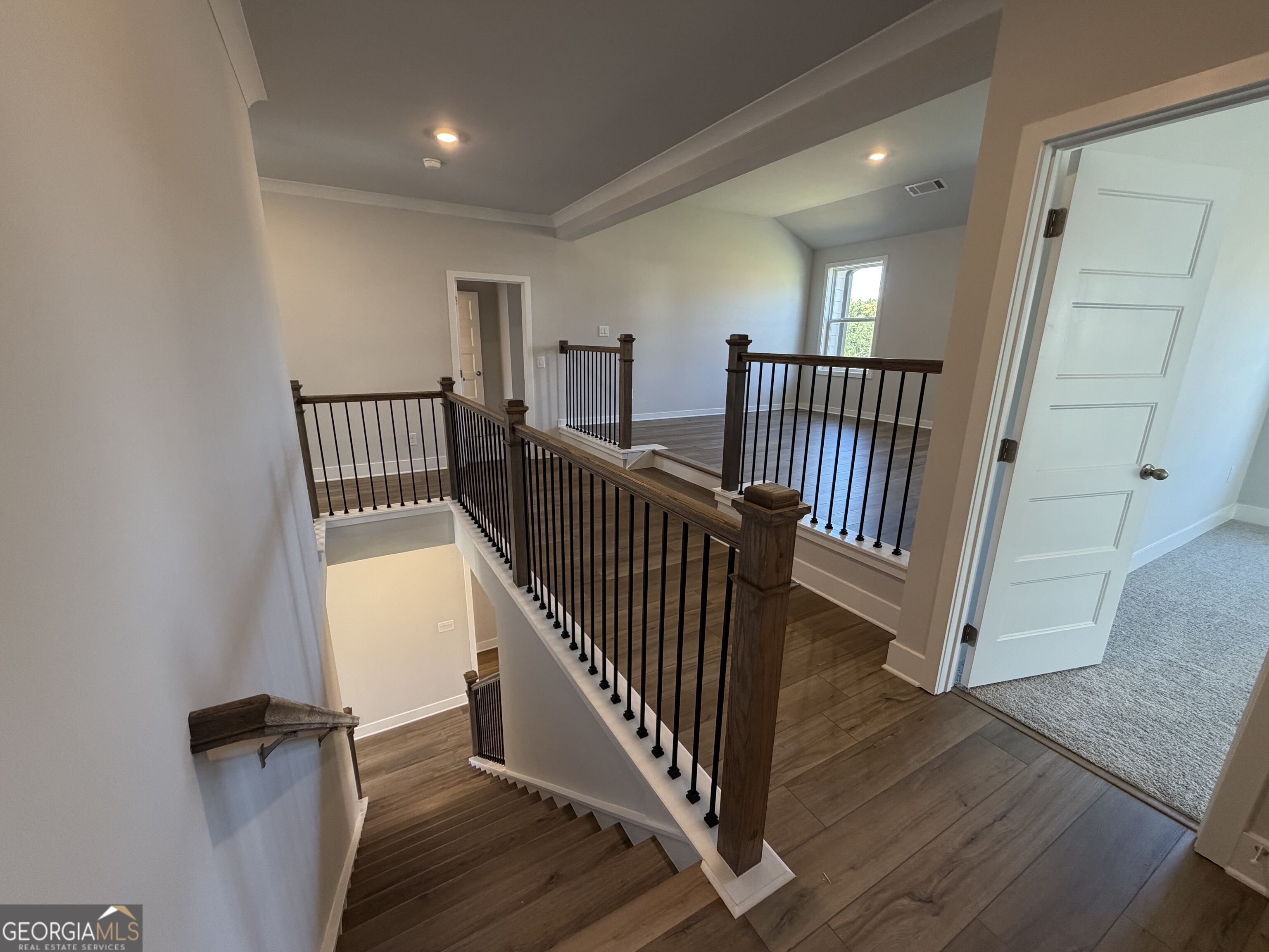 1096 Hawkins Creek Drive Property Photo 21