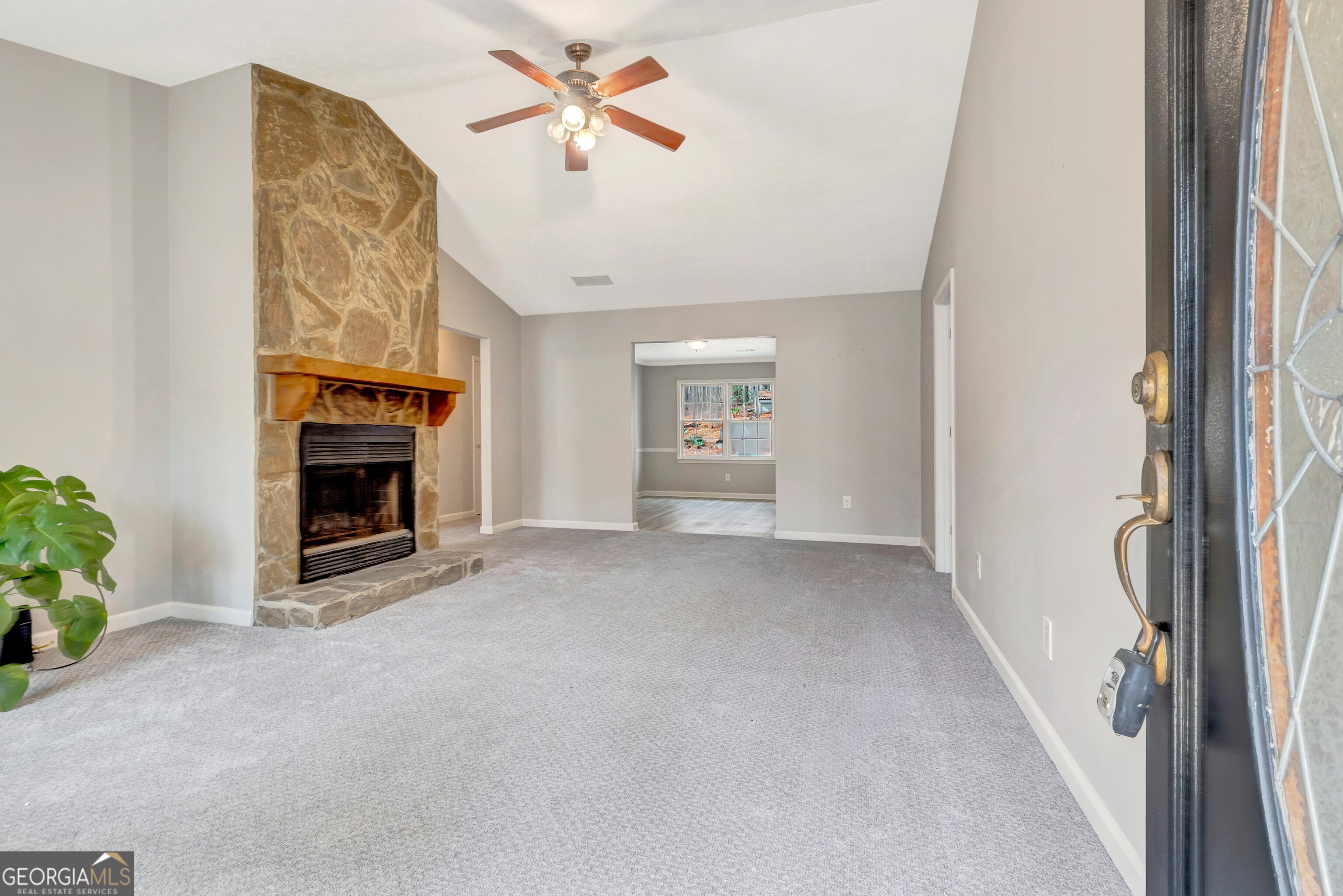 175 Ashley Creek Drive Property Photo 6