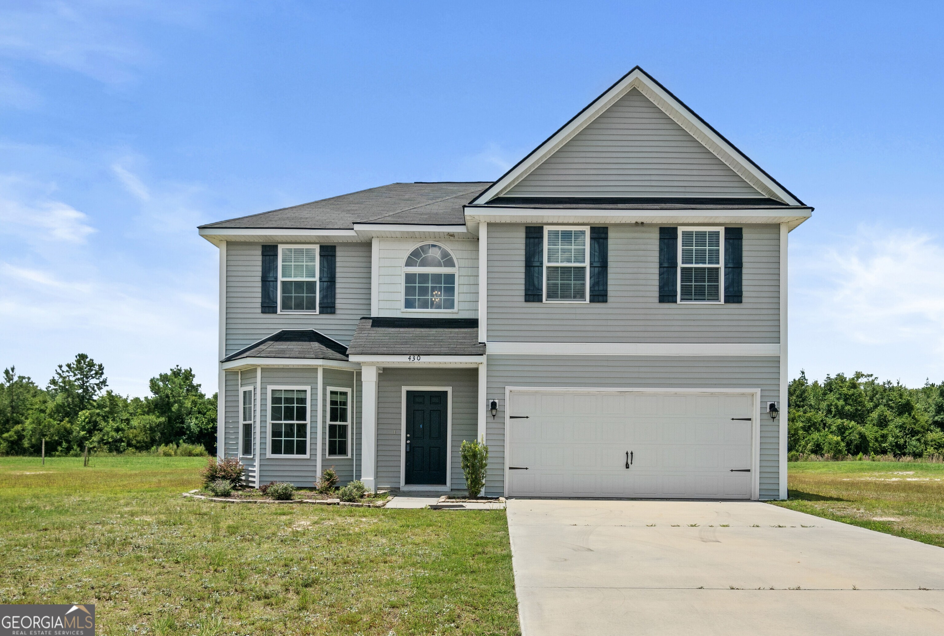 430 Summerhill Drive Property Photo 1