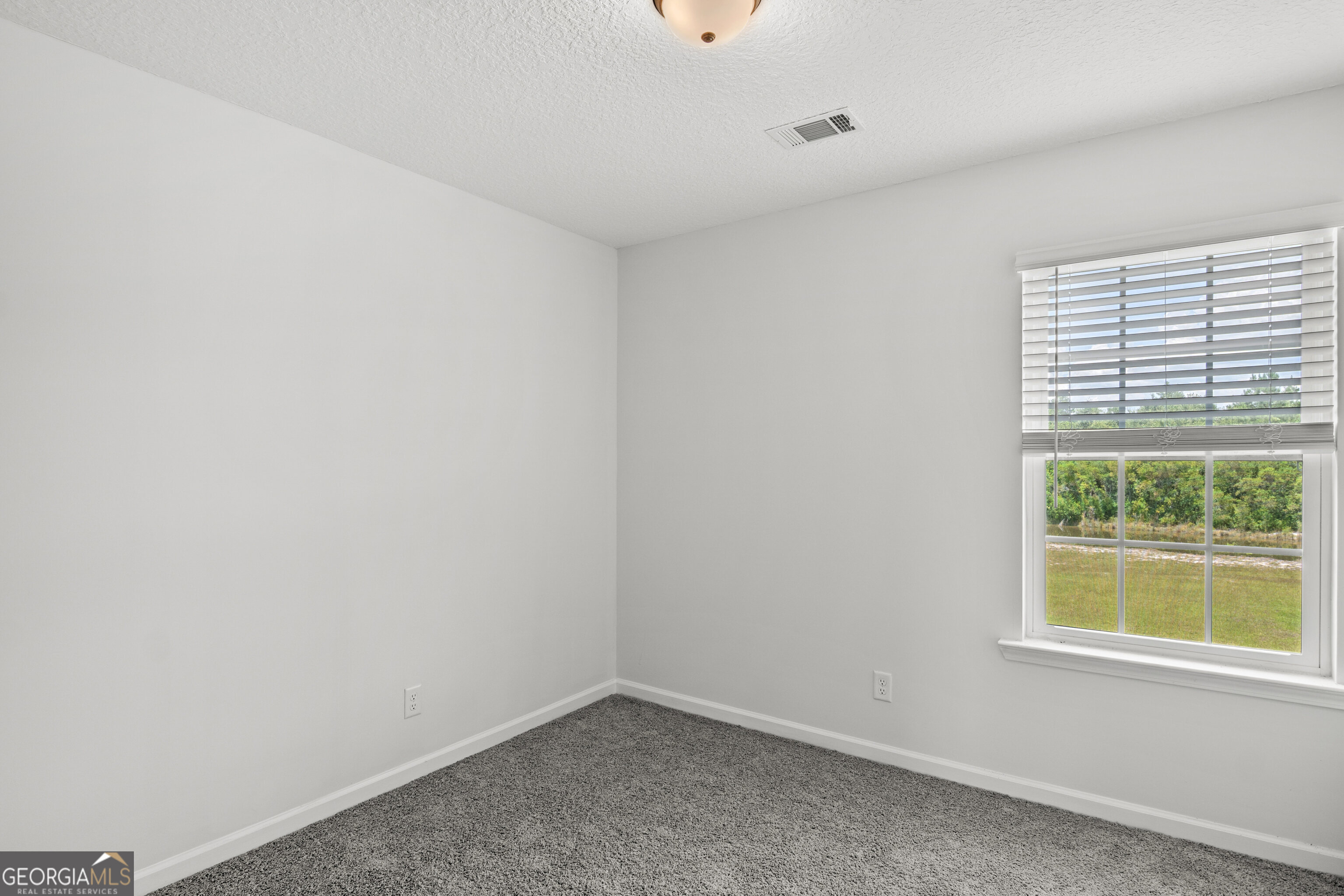 430 Summerhill Drive Property Photo 13