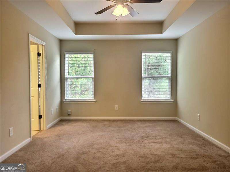 271 Fieldcrest Drive Property Photo 12