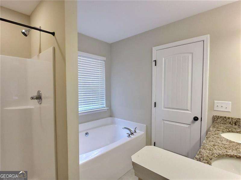 271 Fieldcrest Drive Property Photo 13