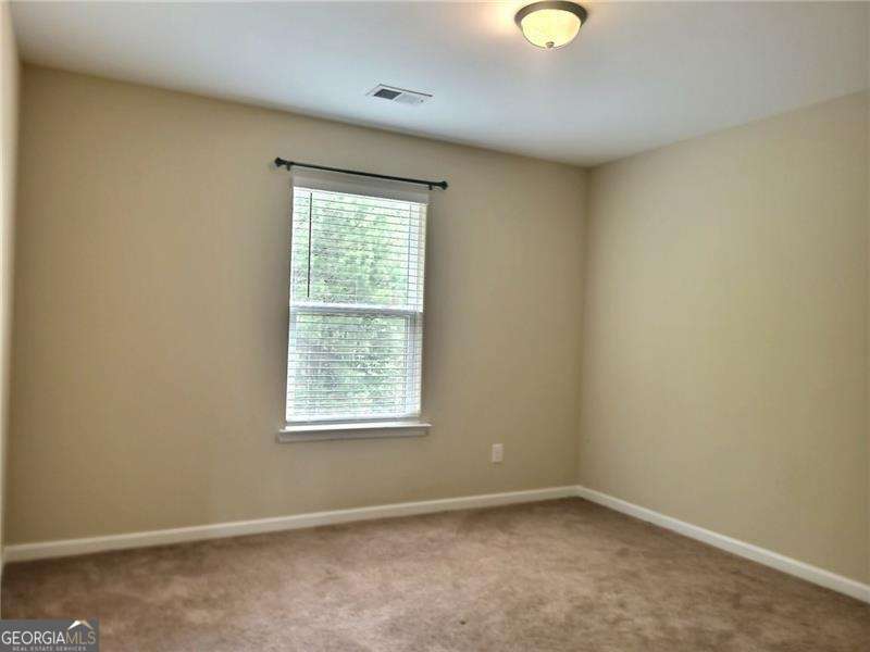 271 Fieldcrest Drive Property Photo 15
