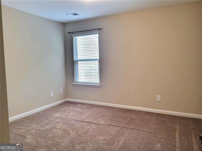 271 Fieldcrest Drive Property Photo 16