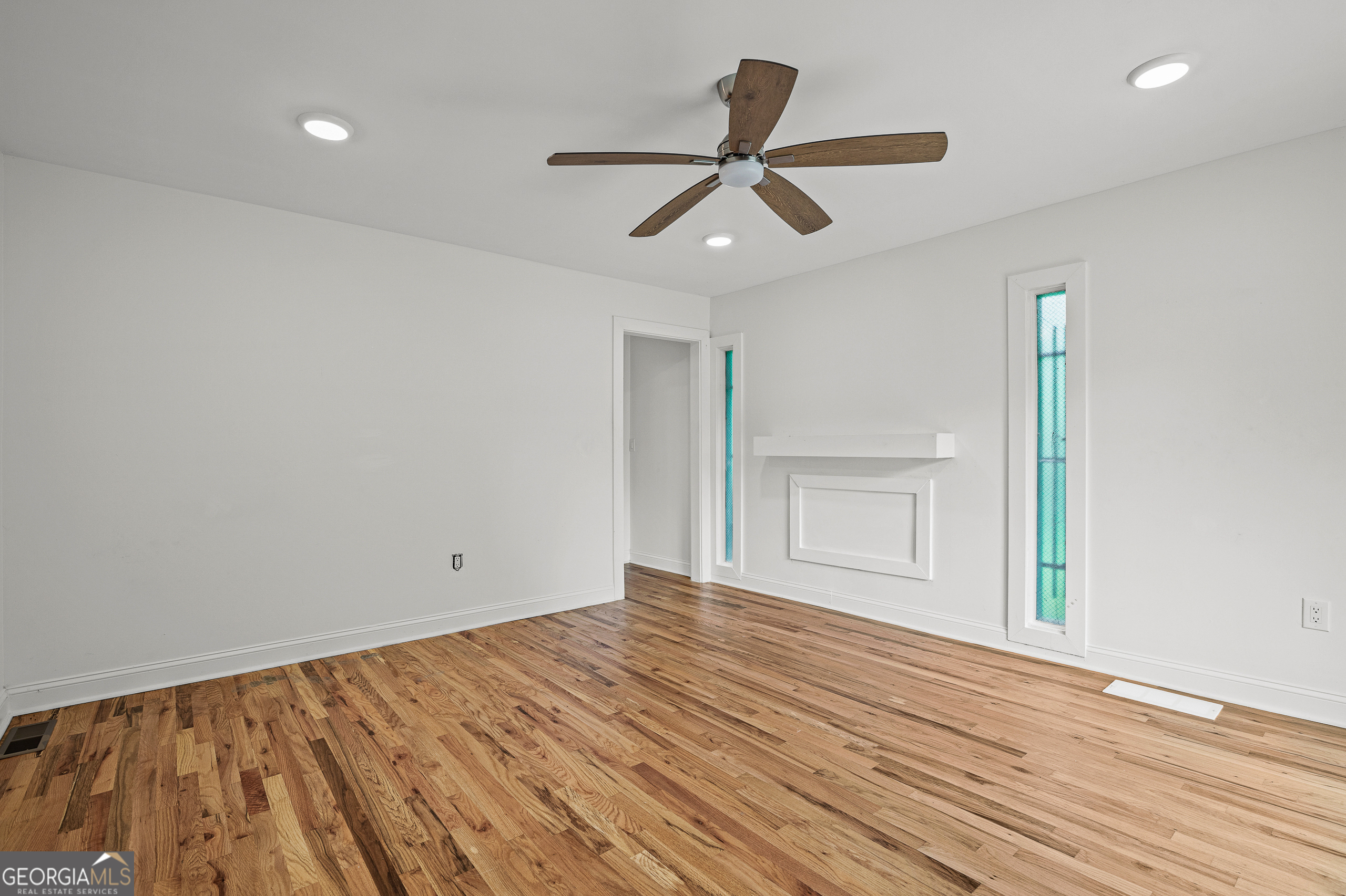 1993 Penelope Street Nw Property Photo 17