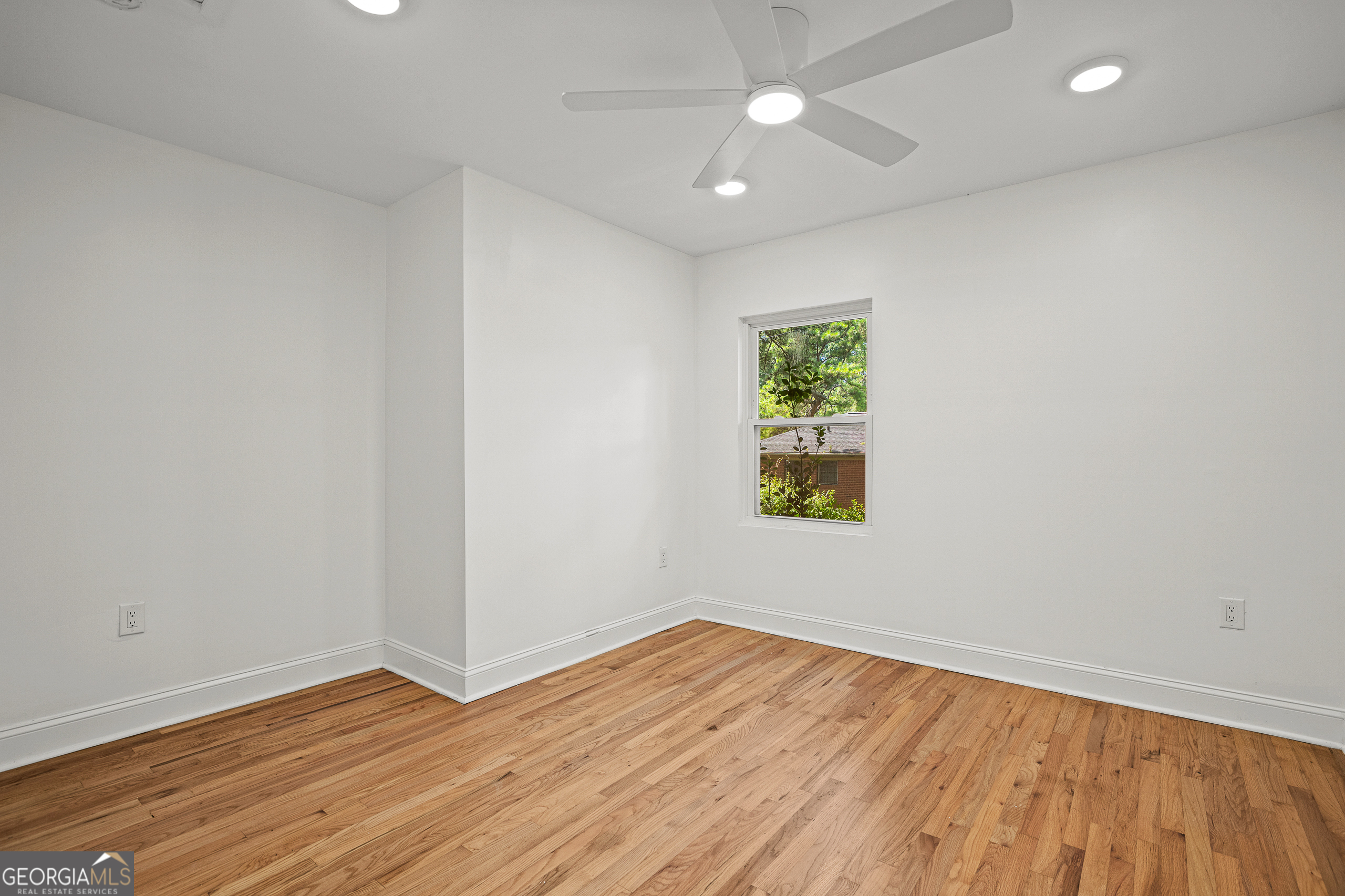 1993 Penelope Street Nw Property Photo 28