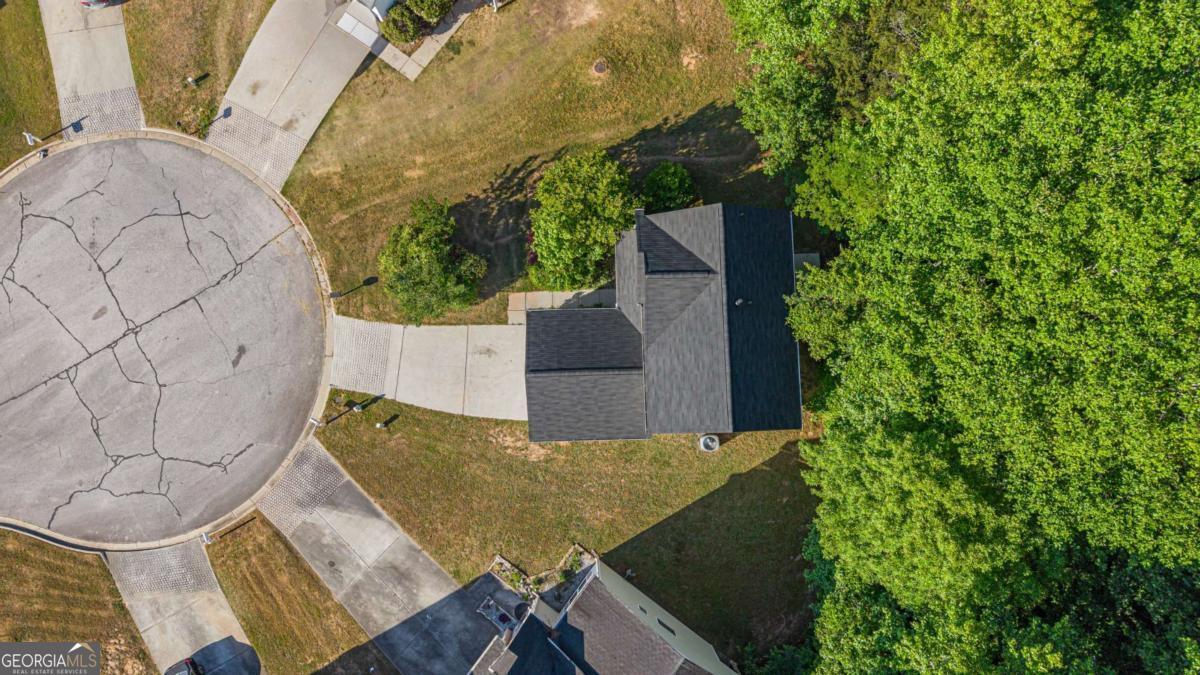 1094 Cliftwood Drive Property Photo 43